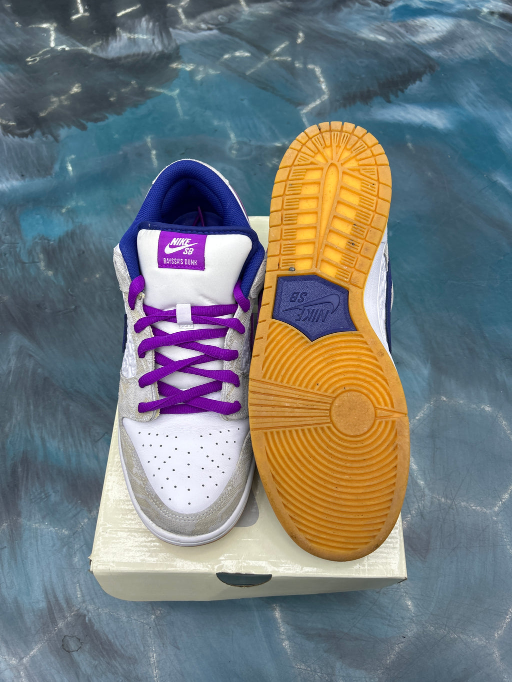 NIKE SB DUNK LOW RAYSSA LEAL PRE OWNED SIZE 12
