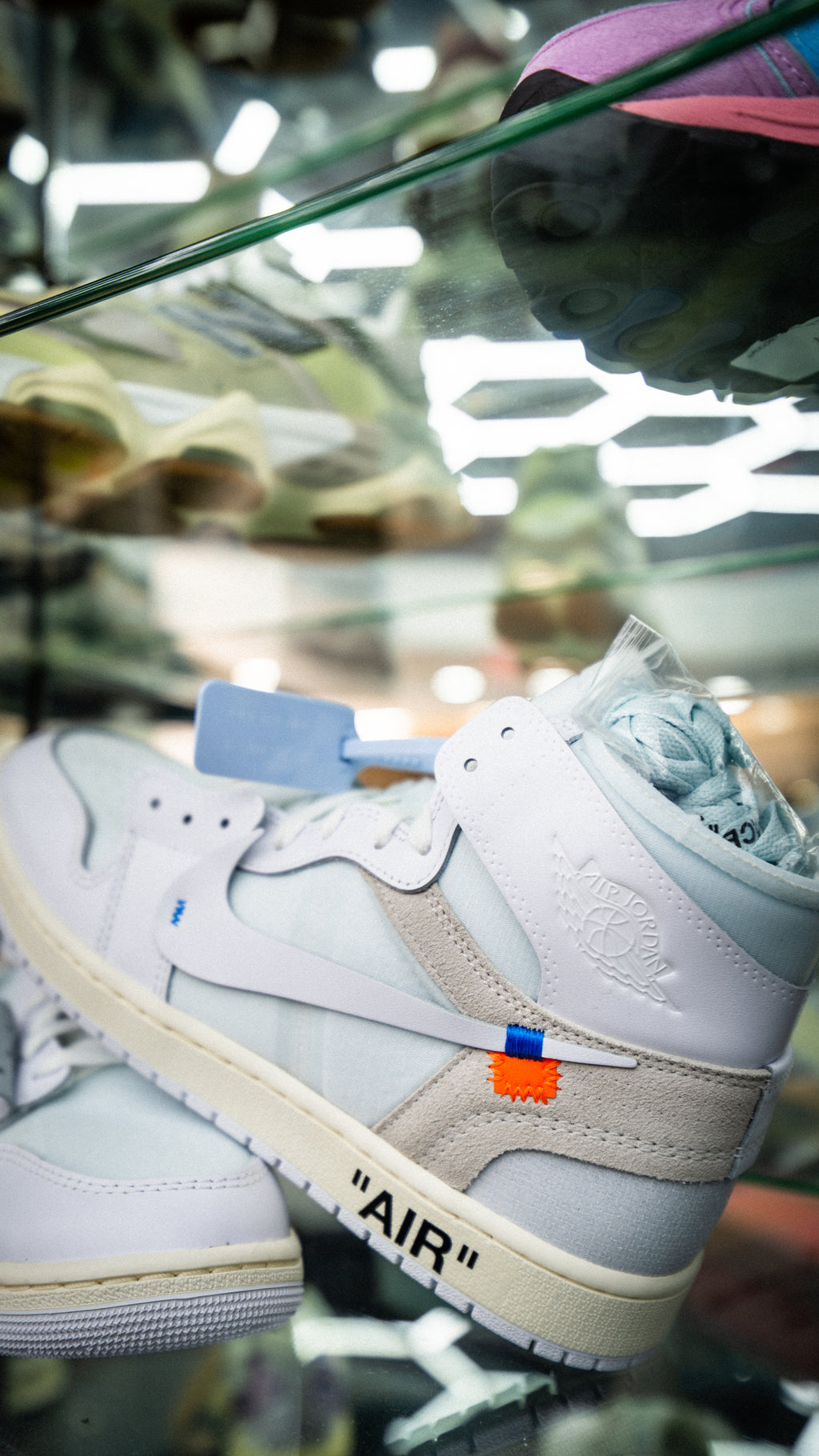 JORDAN 1 RETRO HIGH VIRGIL ABLOH ARCHIVE ALASKA