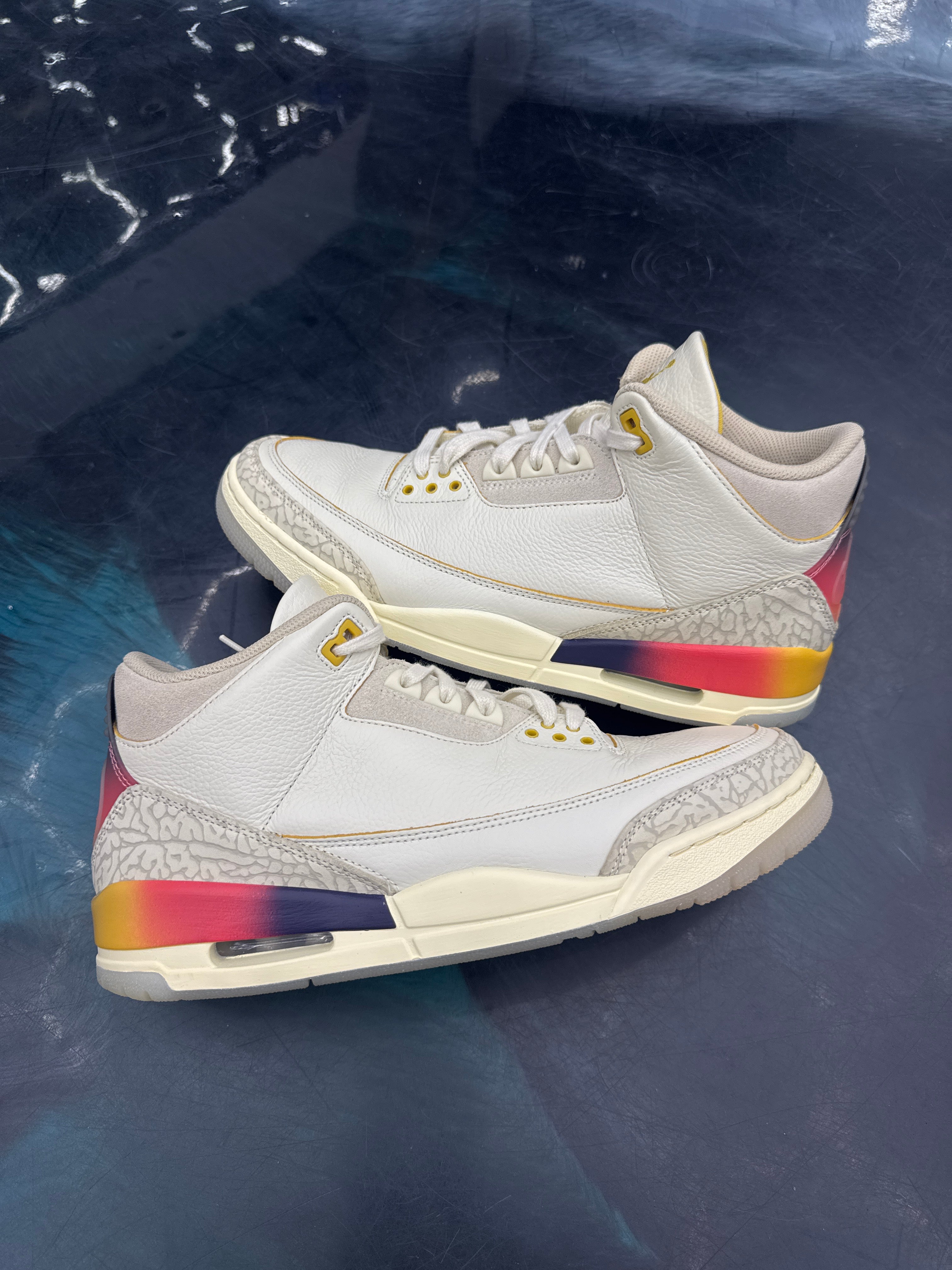 JORDAN 4 RETRO J BALVIN MEDELLÍN SUNSET PRE OWNED SIZE 11.5