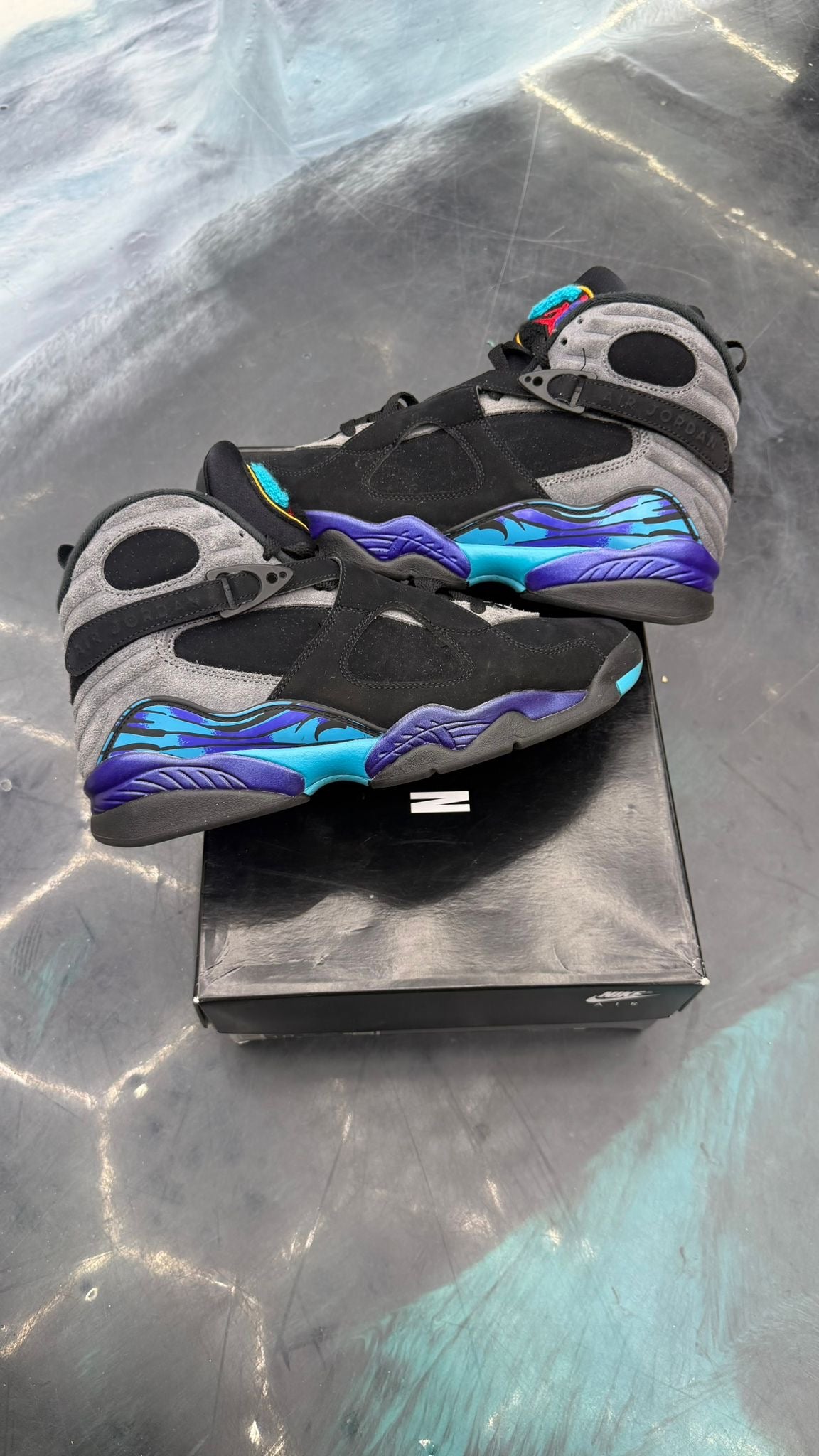 JORDAN 8 RETRO AQUA PRE OWNED SIZE 10