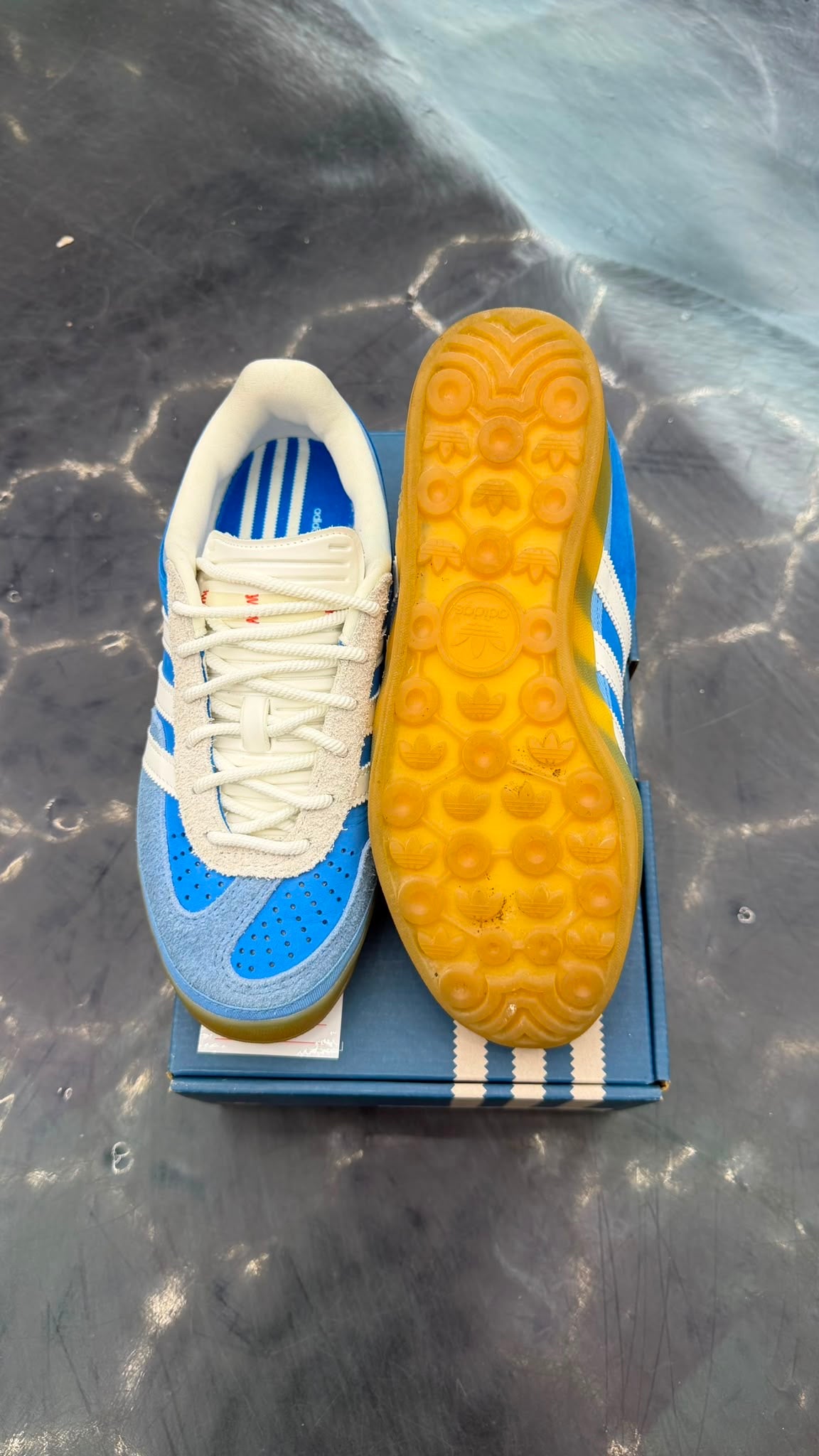 ADIDAS GAZELLE INDOOR BAD BUNNY SAN JUAN PRE OWNED SIZE 8