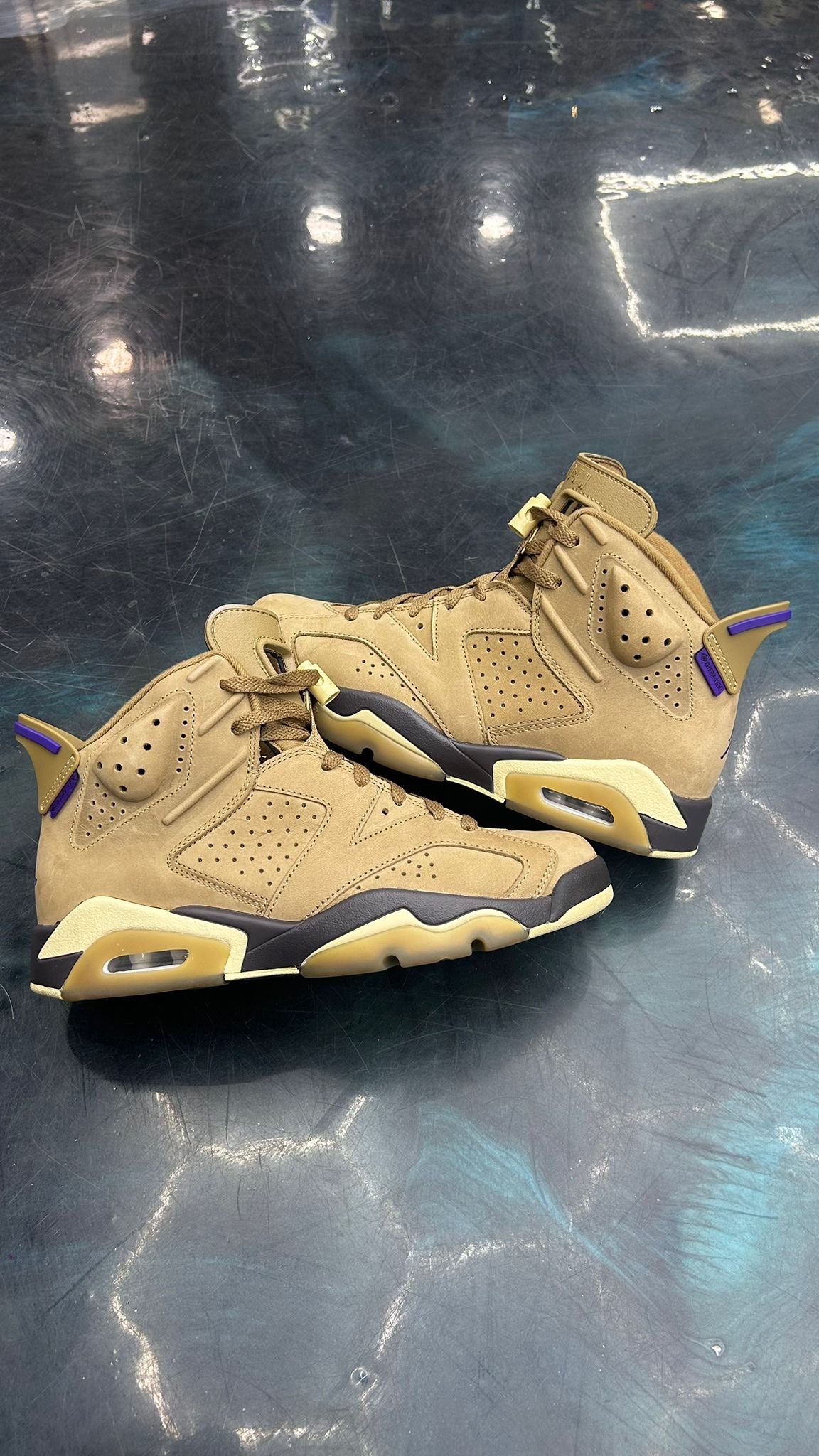 JORDAN 6 RETRO GORE TEX BROWN KELP (WOMENS) PRE OWNED SIZE 10.5W / 9M