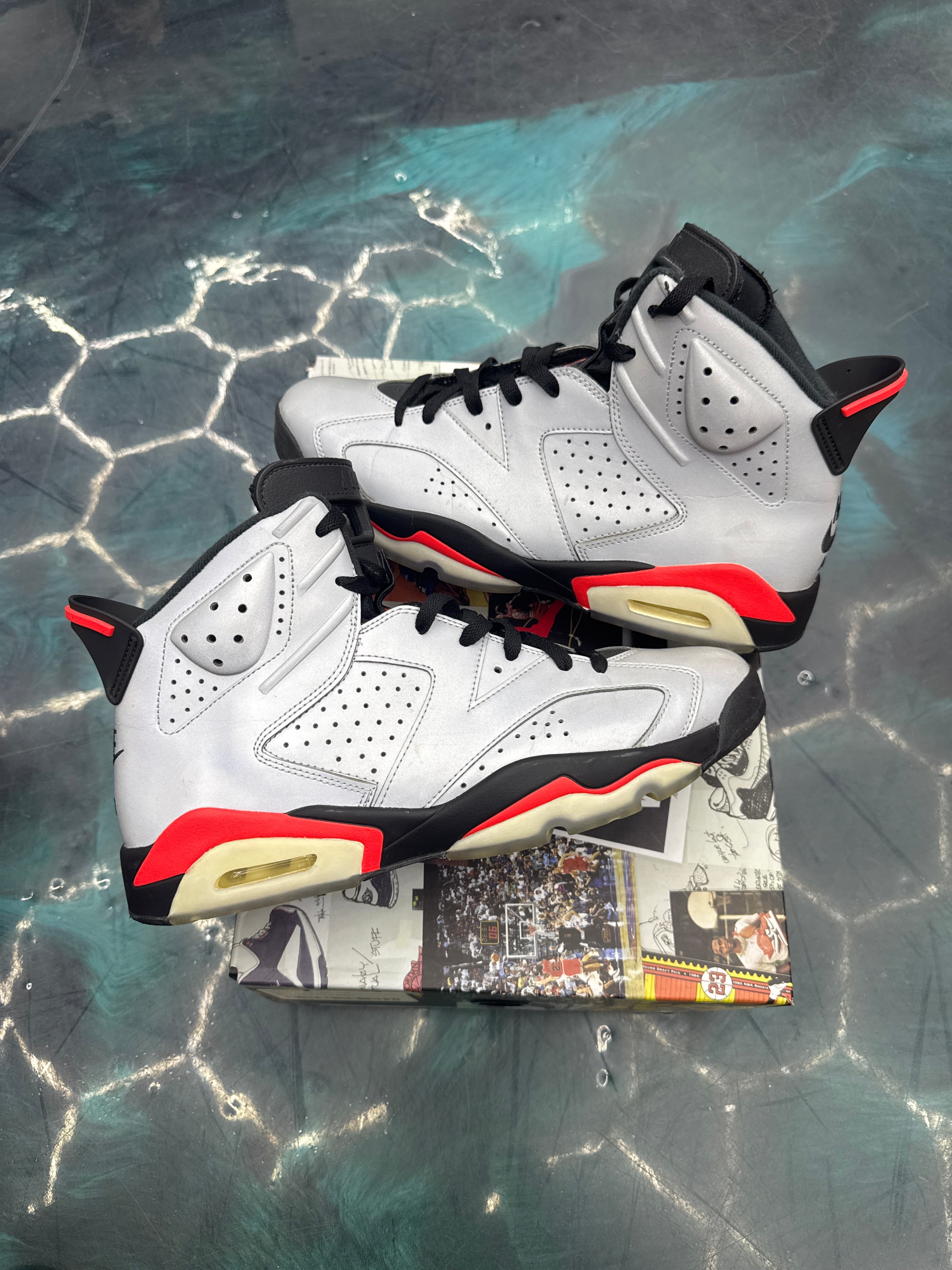 JORDAN 6 RETRO REFLECTIONS OF A CHAMPION PRE OWNED SIZE 11