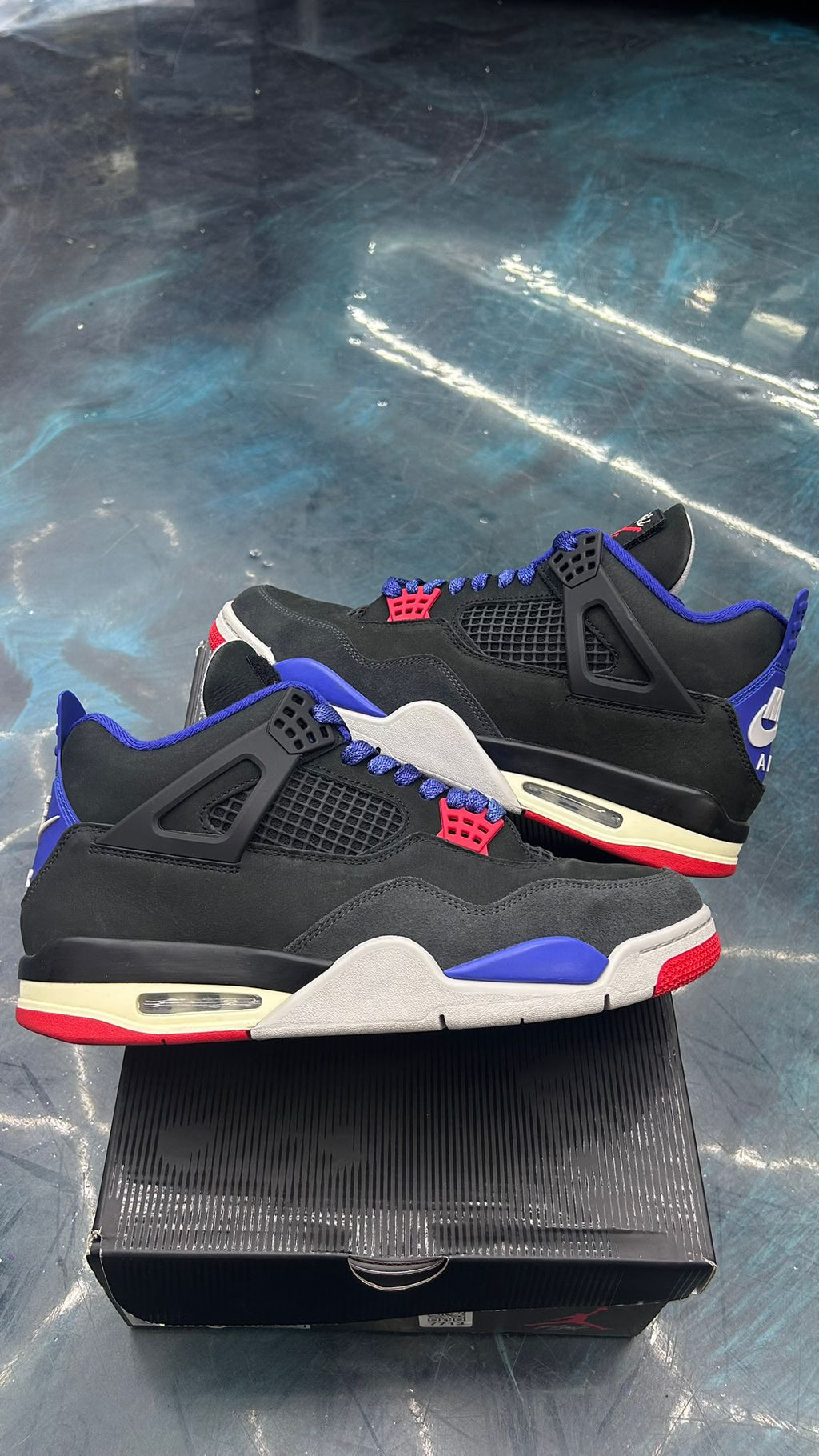 JORDAN 4 RETRO RARE AIR PRE OWNED SIZE 11