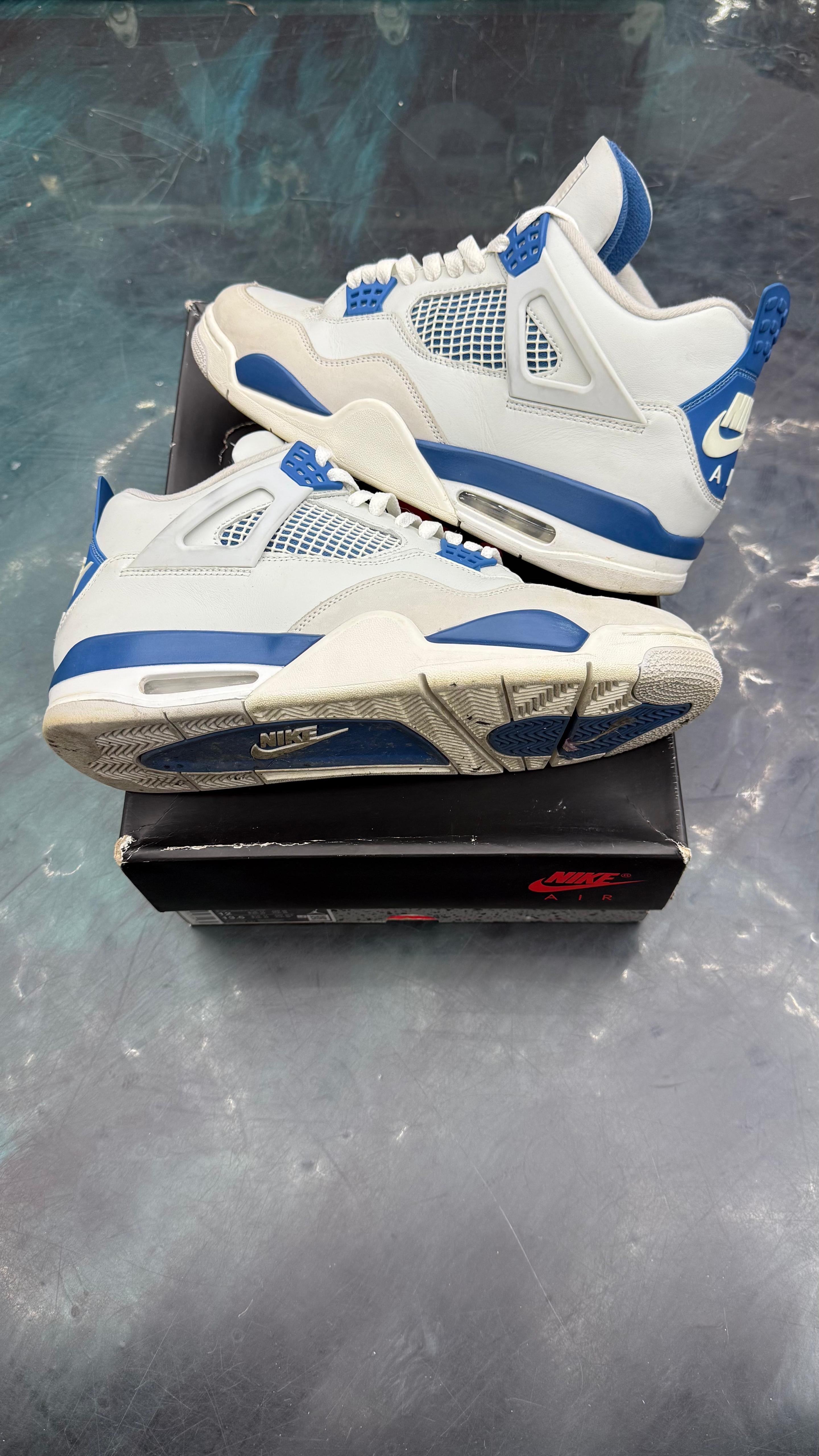 JORDAN 4 RETRO MILITARY BUE PRE OWNED SIZE 12