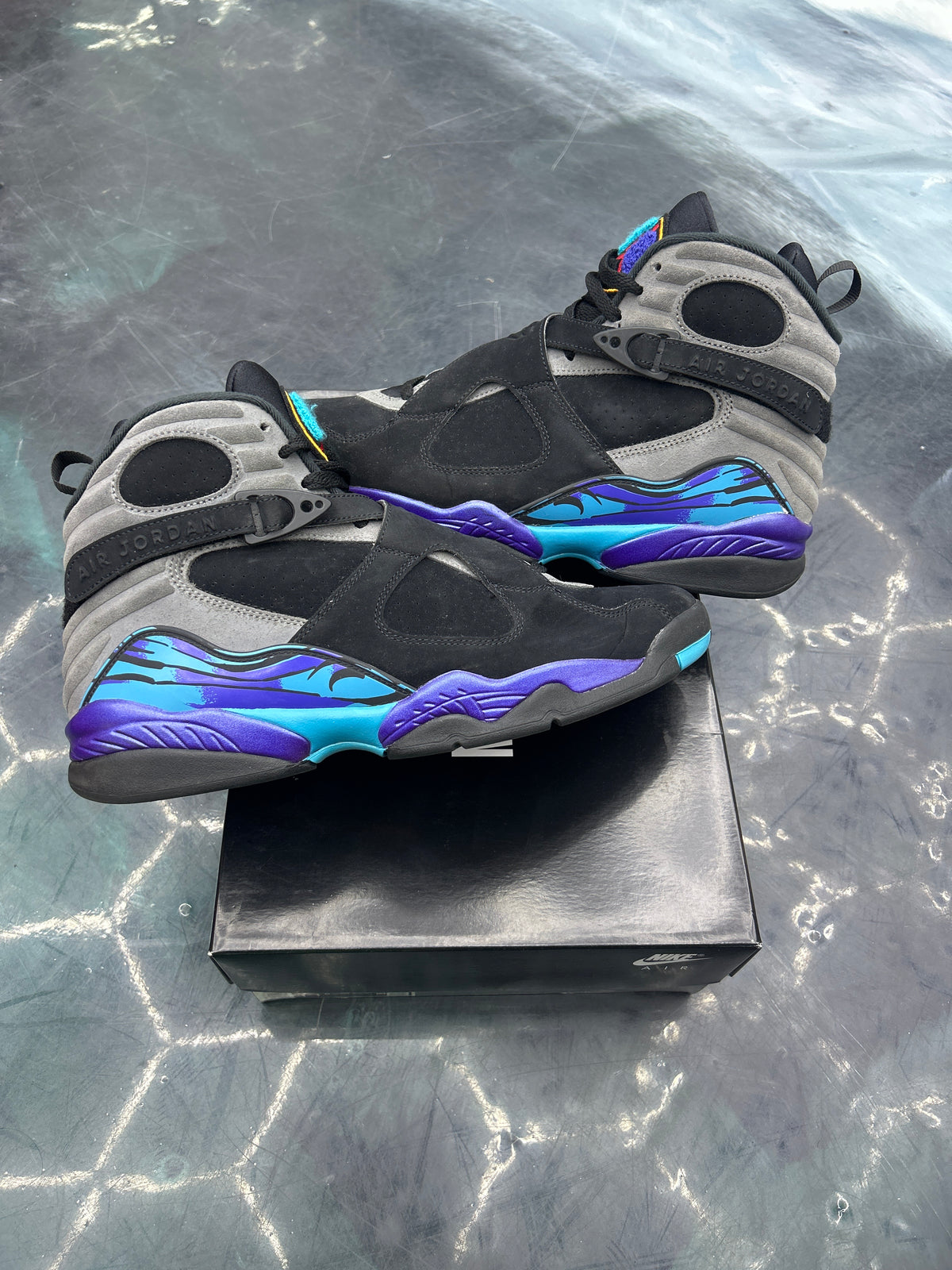 JORDAN 8 AQUA (2025) PRE OWNED SIZE 11.5