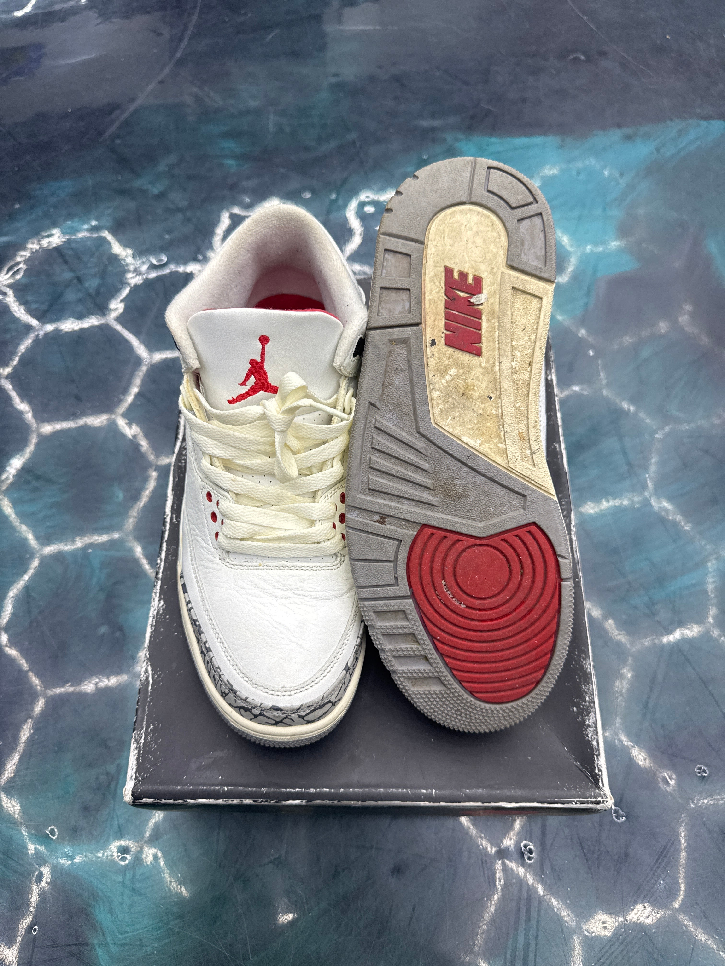 JORDAN 3 RETRO WHITE CEMENT REIMAGINED PRE OWNED SIZE 8