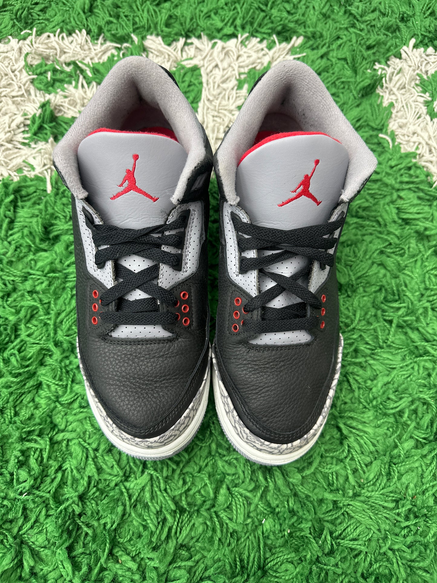 JORDAN 3 RETRO BLACK CEMENT (2024) (GS) PRE-OWNED SIZE 6.5