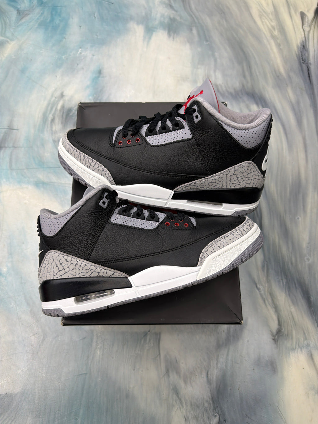 JORDAN 3 RETRO OG BLACK CEMENT (2024) PRE OWNED SIZE 9