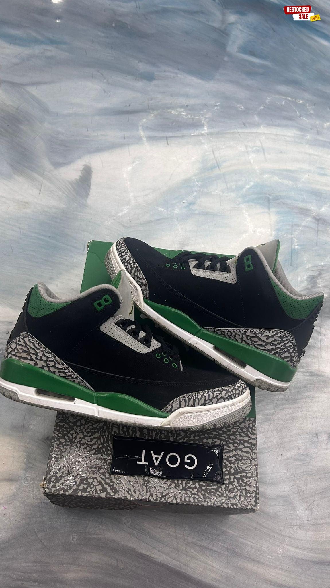 JORDAN 3 RETRO PINE GREEN PRE OWNED SIZE 8.5