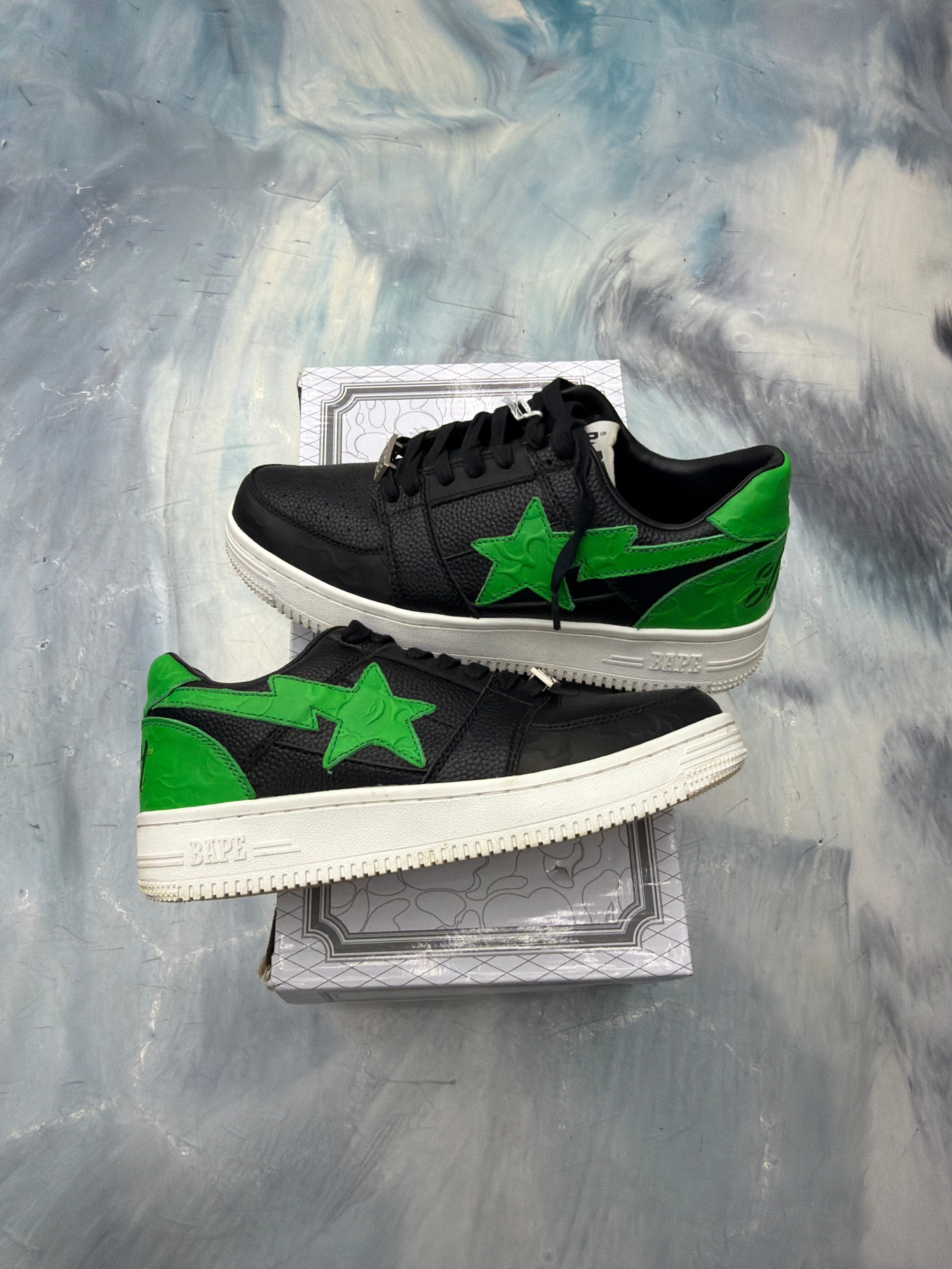 A BATHING APE BAPE STA LOW GUNNA PRE OWNED SIZE 9