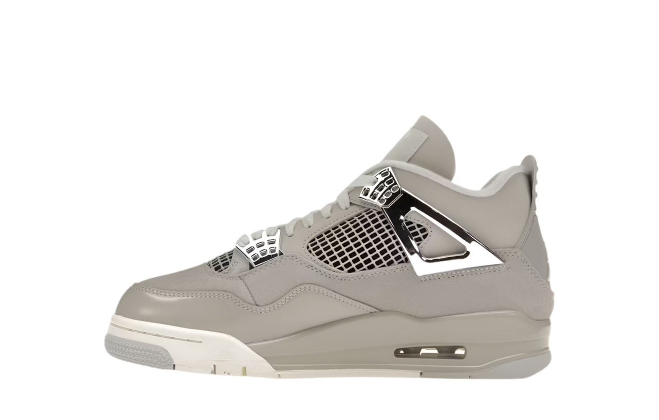 JORDAN 4 RETRO FROZEN MOMENTS (WOMEN’S)