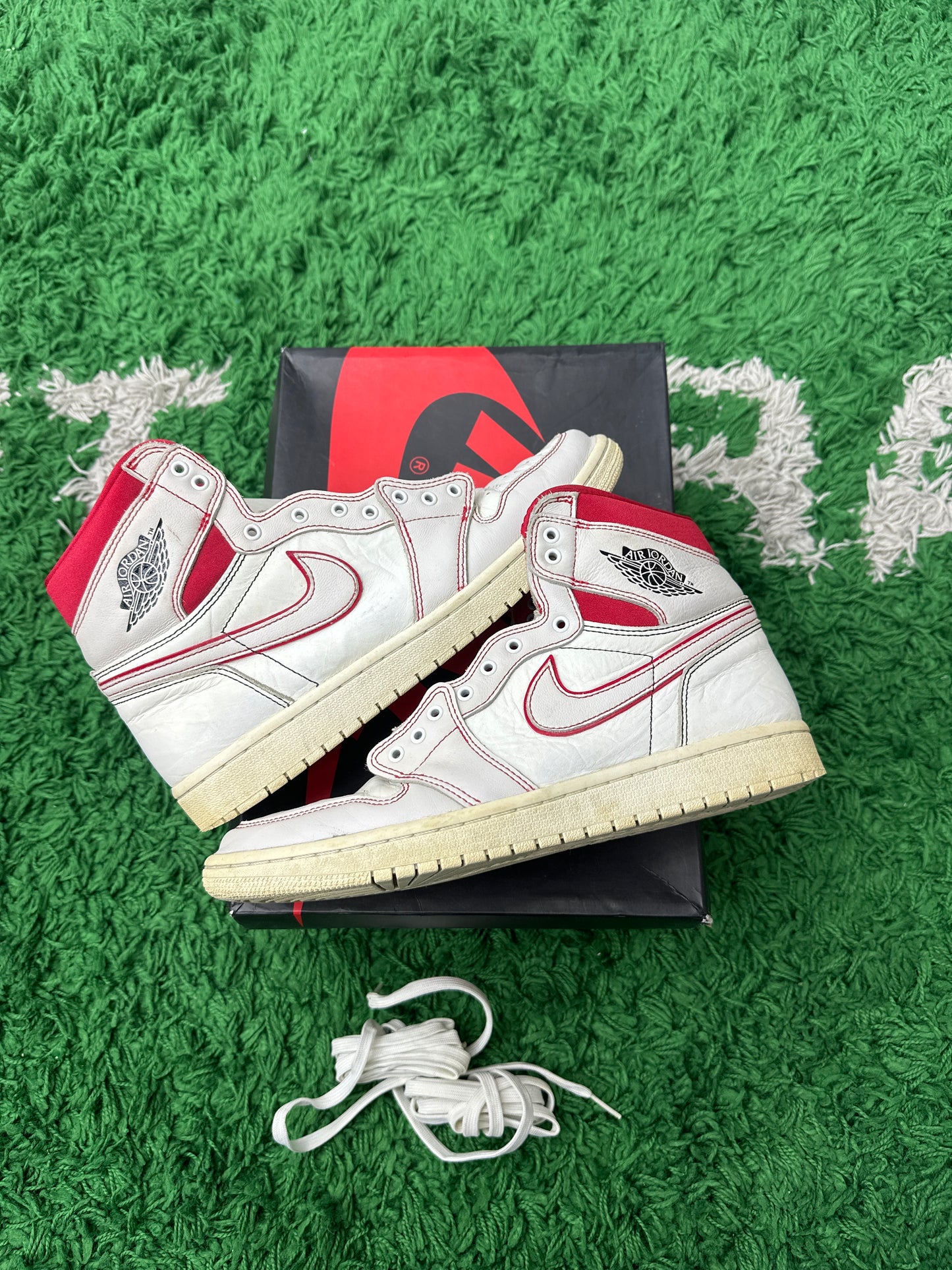 JORDAN 1 RETRO HIGH PHANTOM GYM RED PRE-OWNED SIZE 10