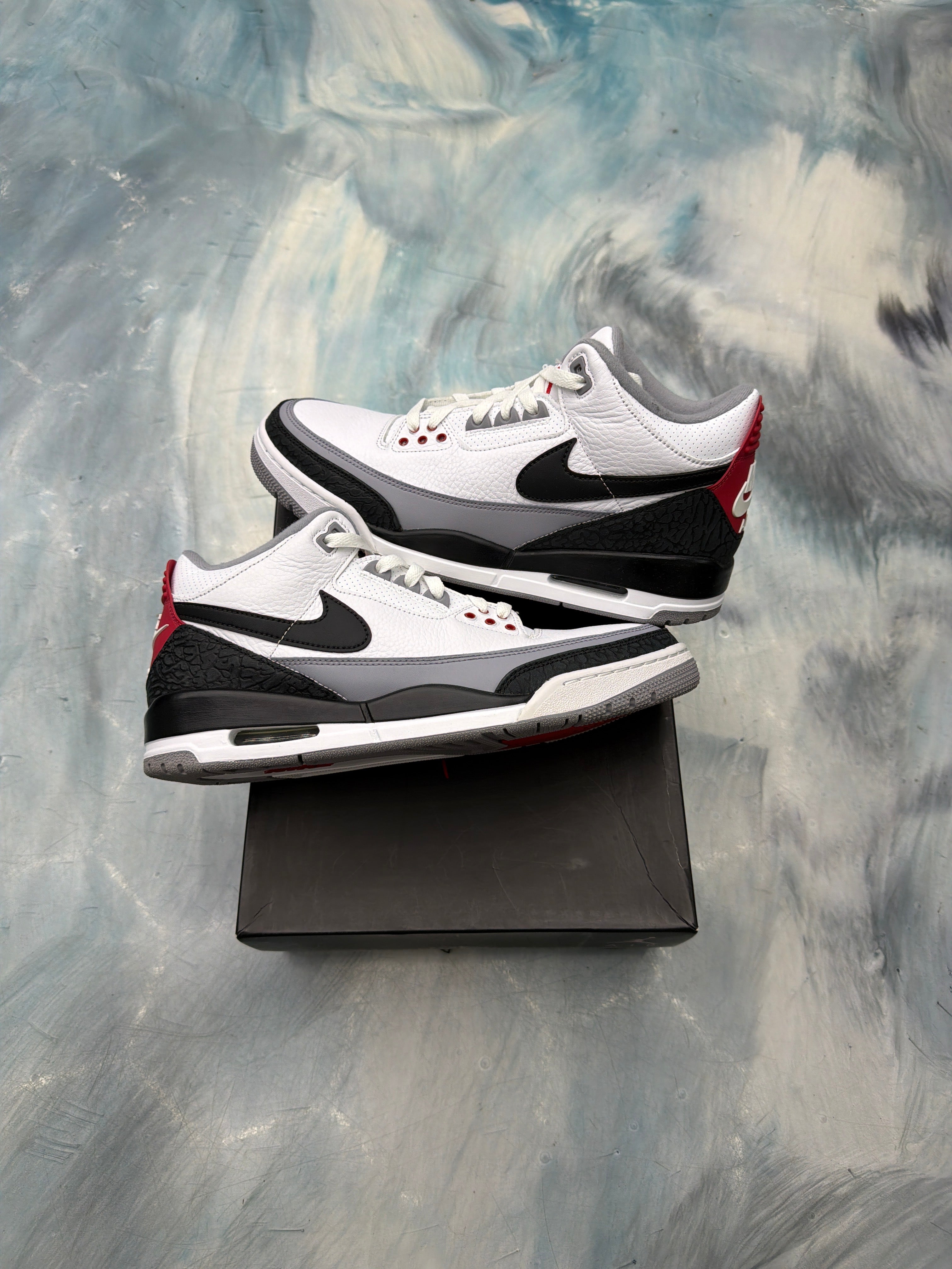 JORDAN 3 RETRO TINKER HATFIELD PRE OWNED SIZE 11.5