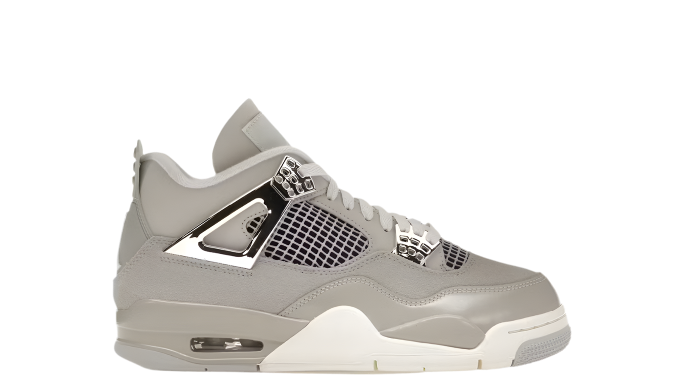 JORDAN 4 RETRO FROZEN MOMENTS (WOMEN’S)