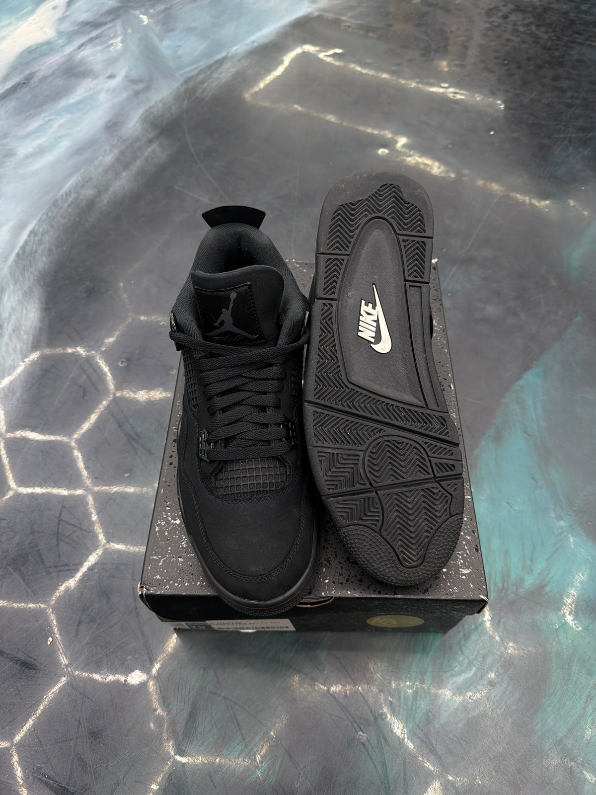 JORDAN 4 RETRO BLACK CAT PRE OWNED SIZE 12