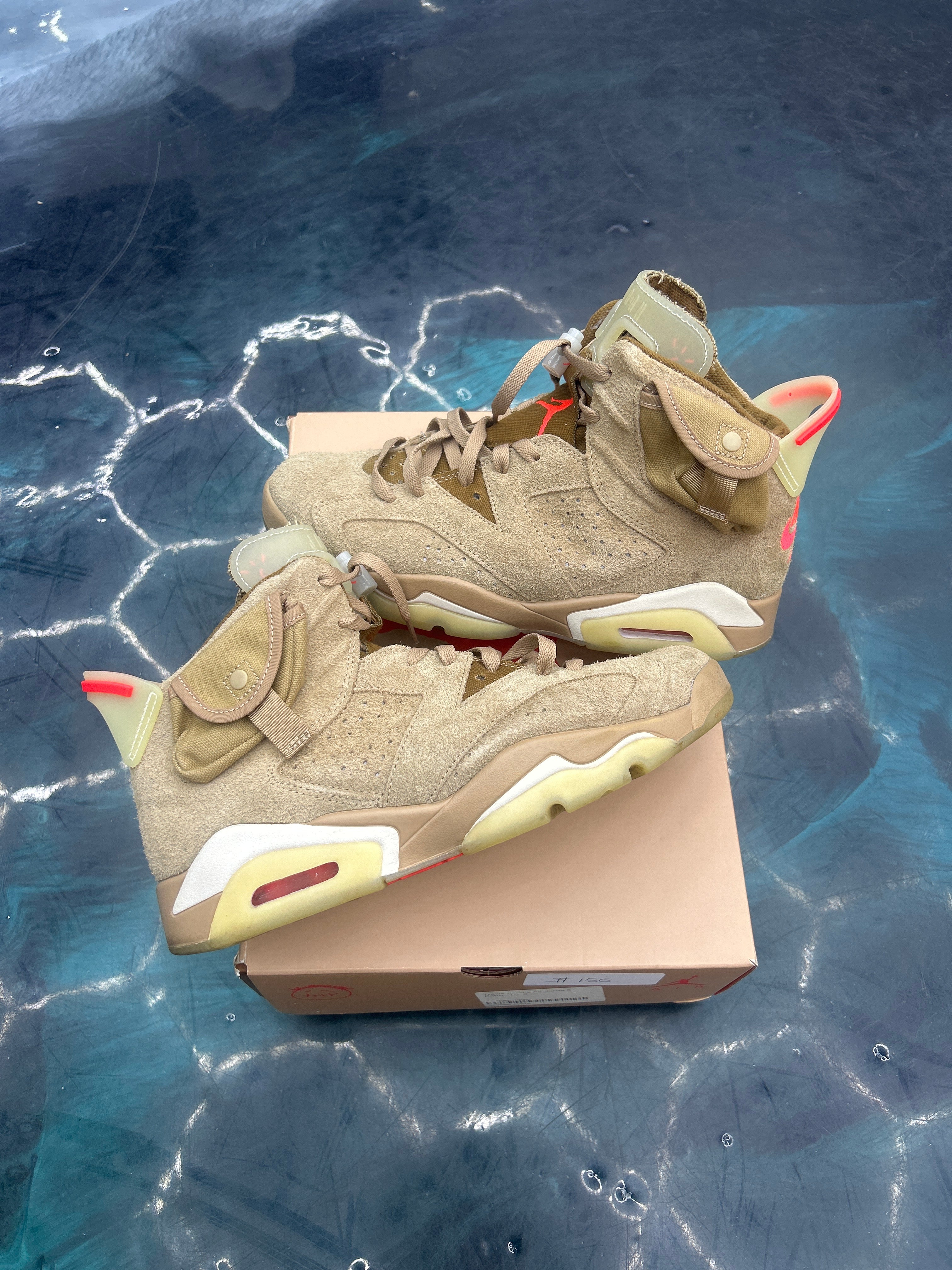JORDAN 6 RETRO TRAVIS SCOTT BRITISH KHAKI PRE OWNED SIZE 9