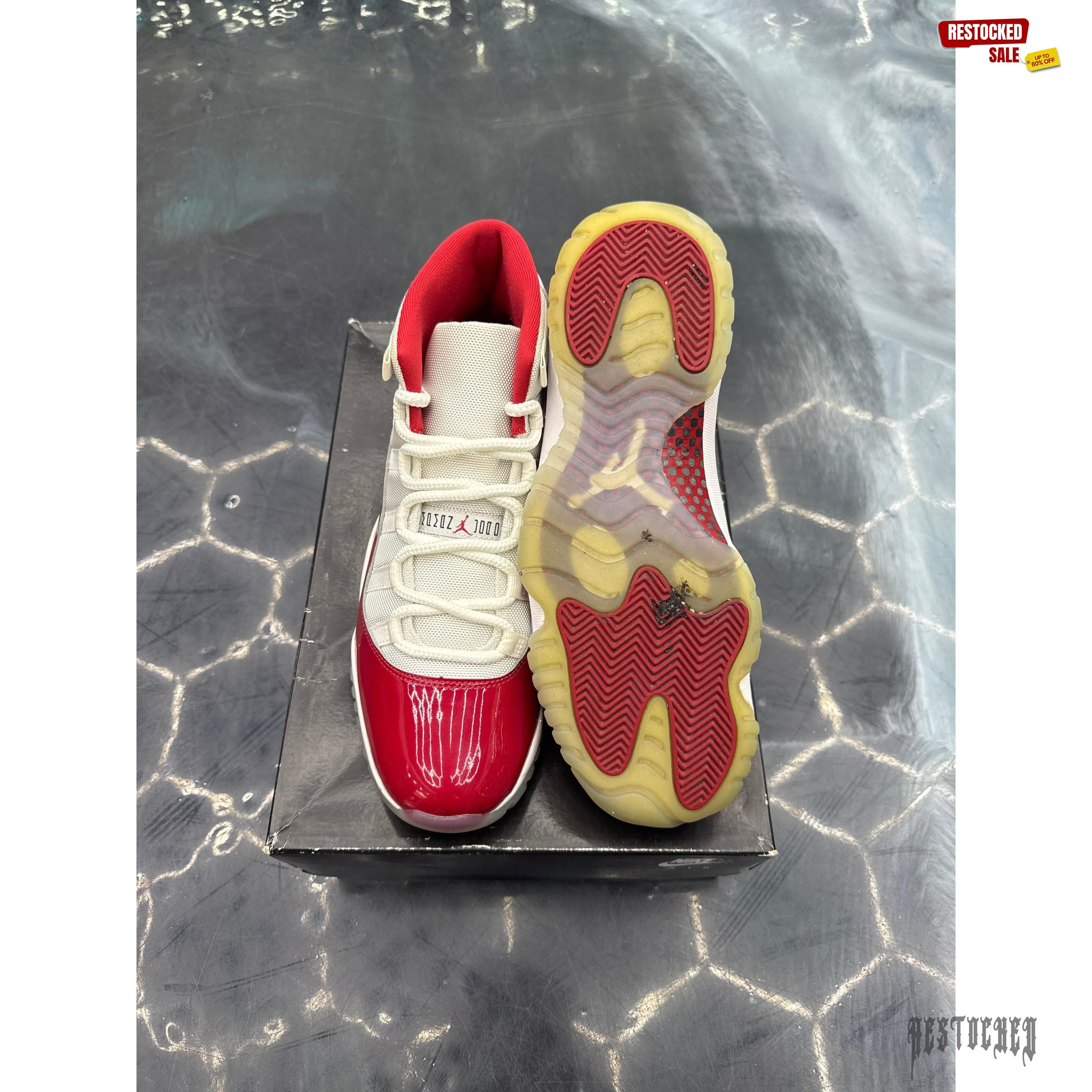 JORDAN 11 RETRO HIGH CHERRY PRE OWNED SIZE 11