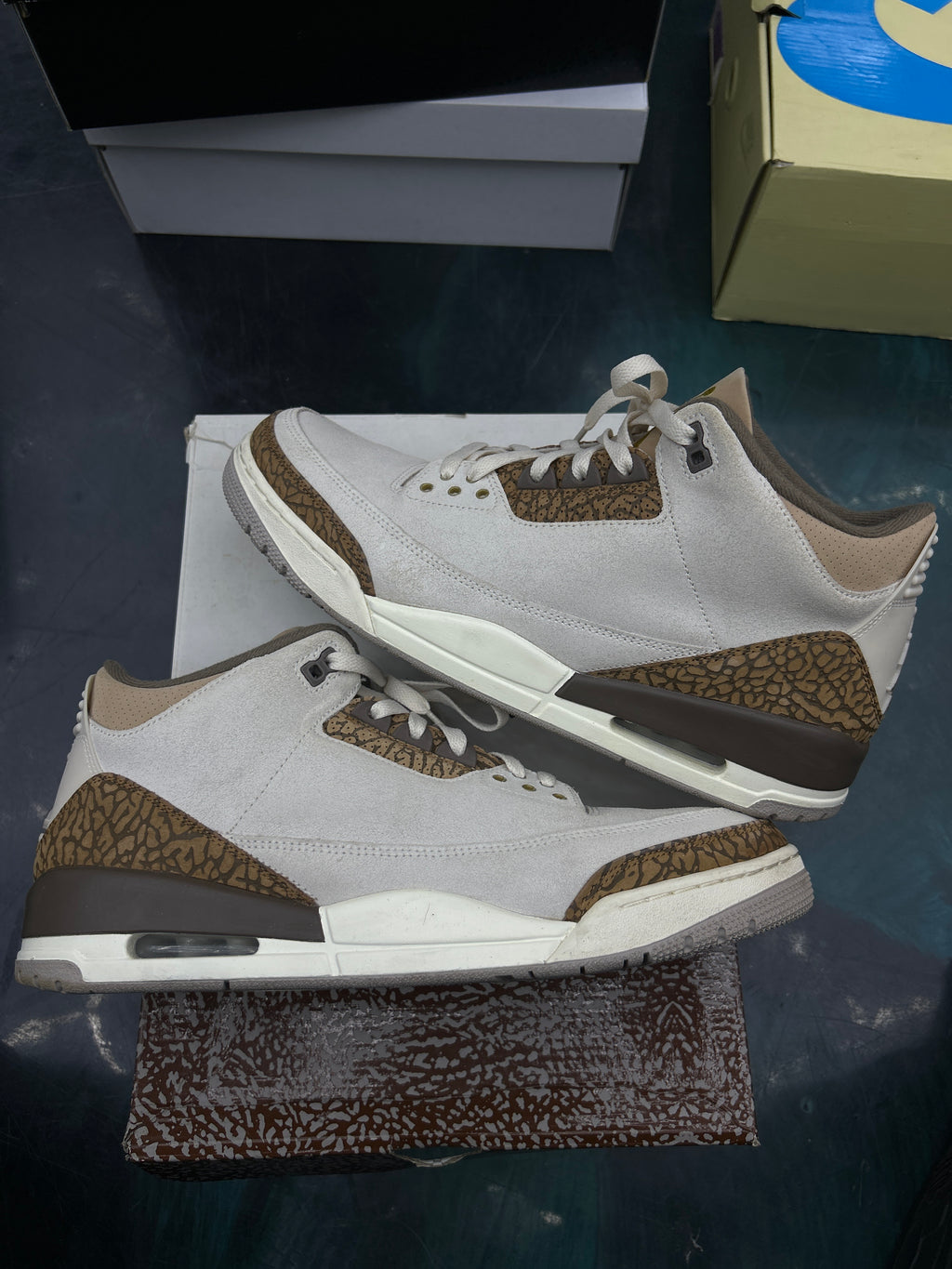 JORDAN 3 RETRO PALOMINO SIZE 13