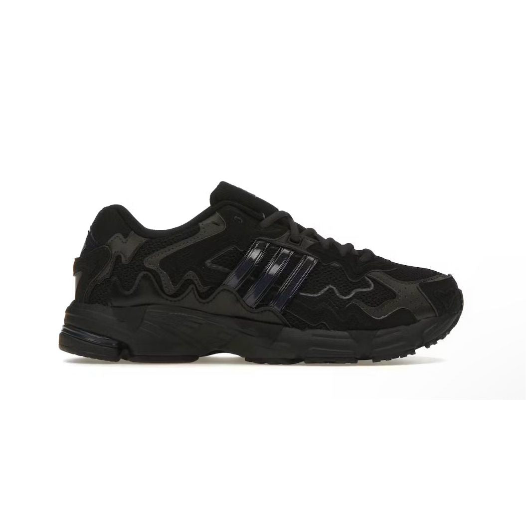 ADIDAS RESPONSE CL BAD BUNNY TRIPLE BLACK
