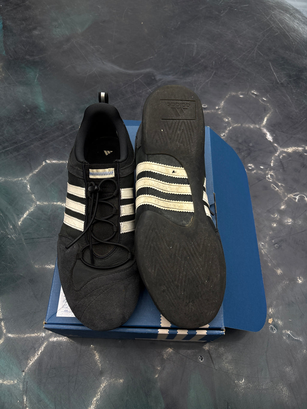 ADIDAS BALLERINA BAD BUNNY BLACK CHALK PRE OWNED SIZE 11