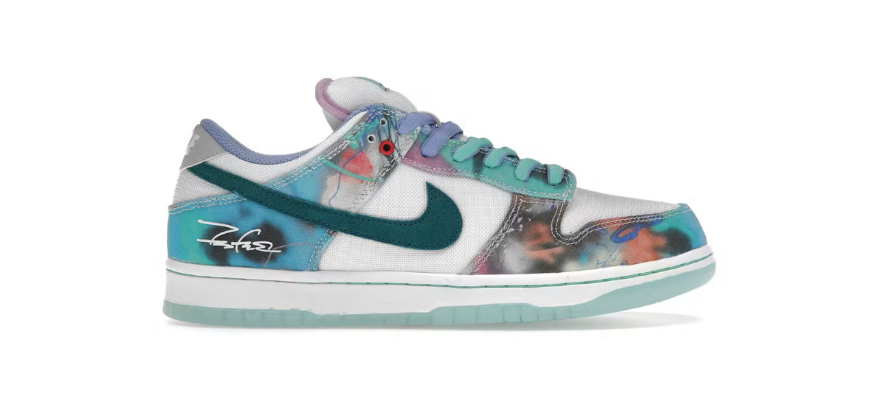 NIKE SB DUNK LOW FUTURA LABORATORIES BLEACHED AQUA