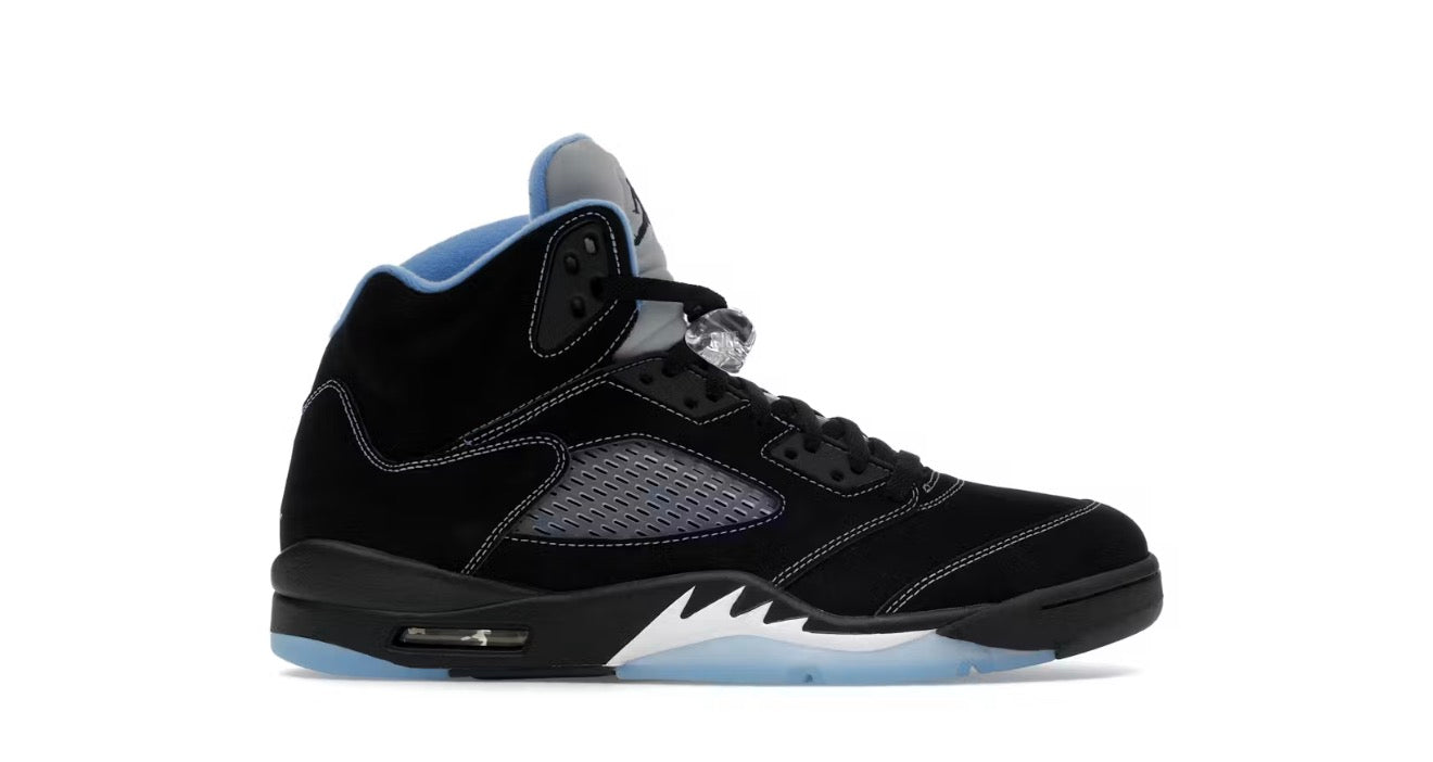 JORDAN 5 RETRO BLACK UNIVERSITY BLUE (2026)