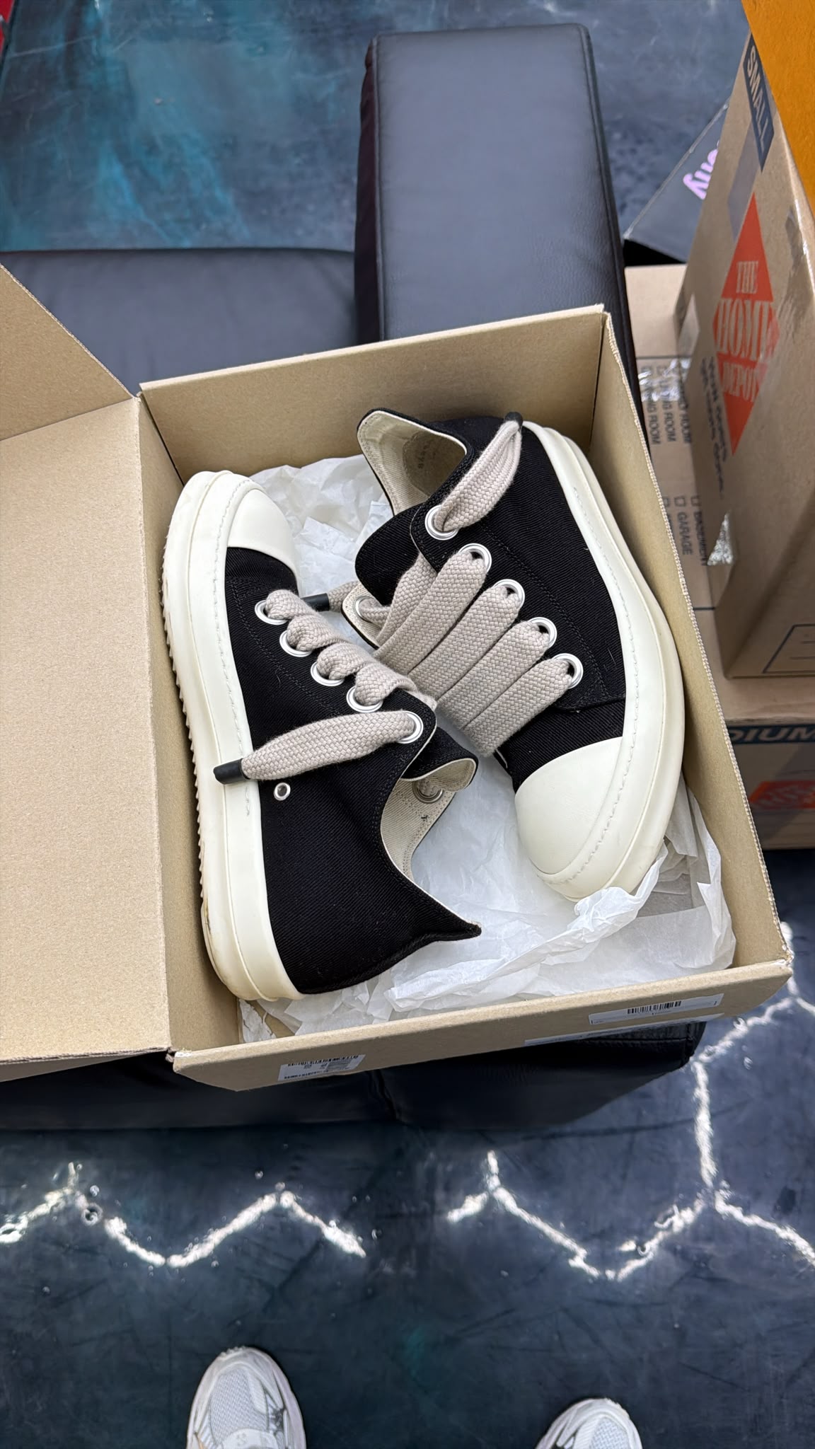 Shipping Ricks