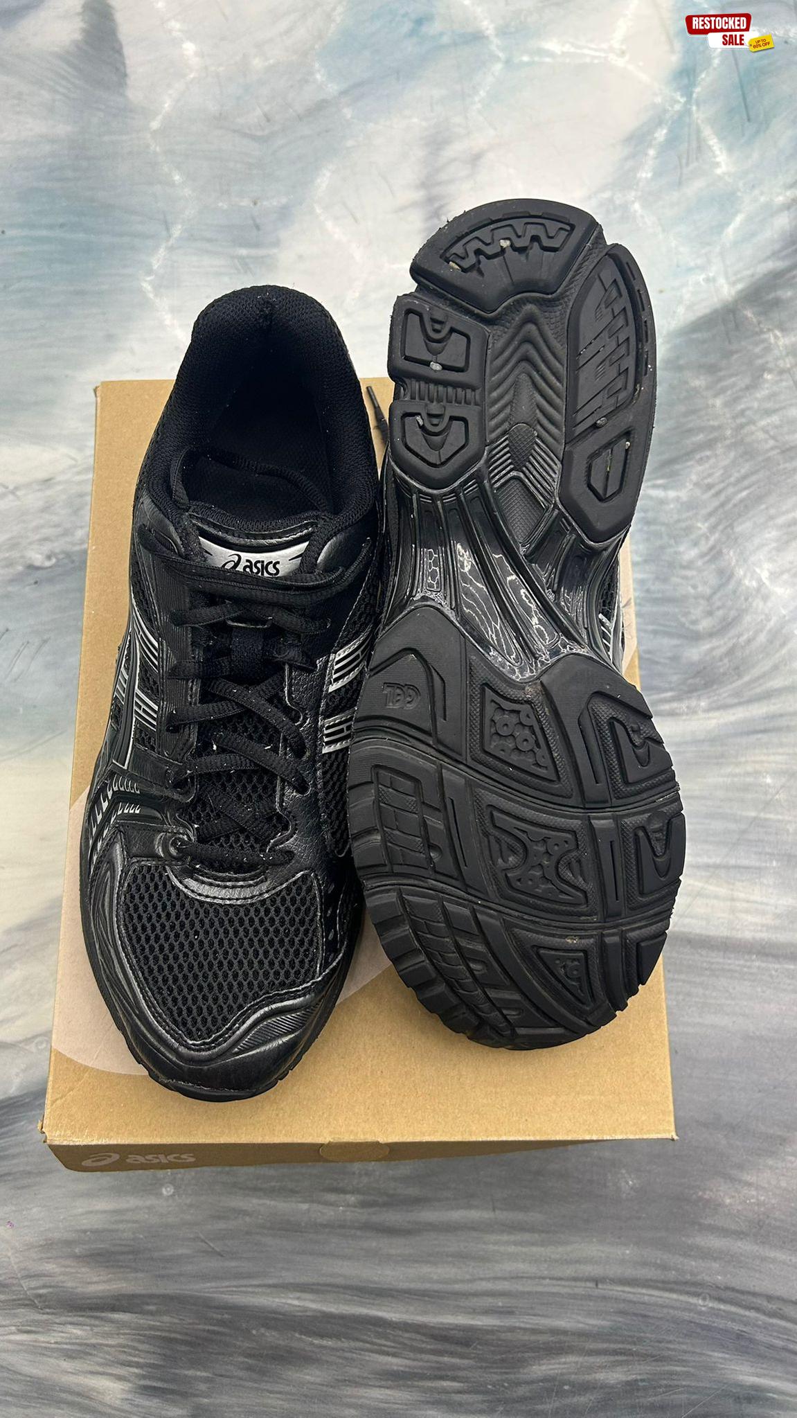 ASICS GEL KAYANO BLACK PURE SILVER PRE OWNED SIZE 10.5