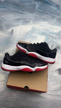 JORDAN 11 RETRO LOW BRED PRE OWNED SIZE 11.5