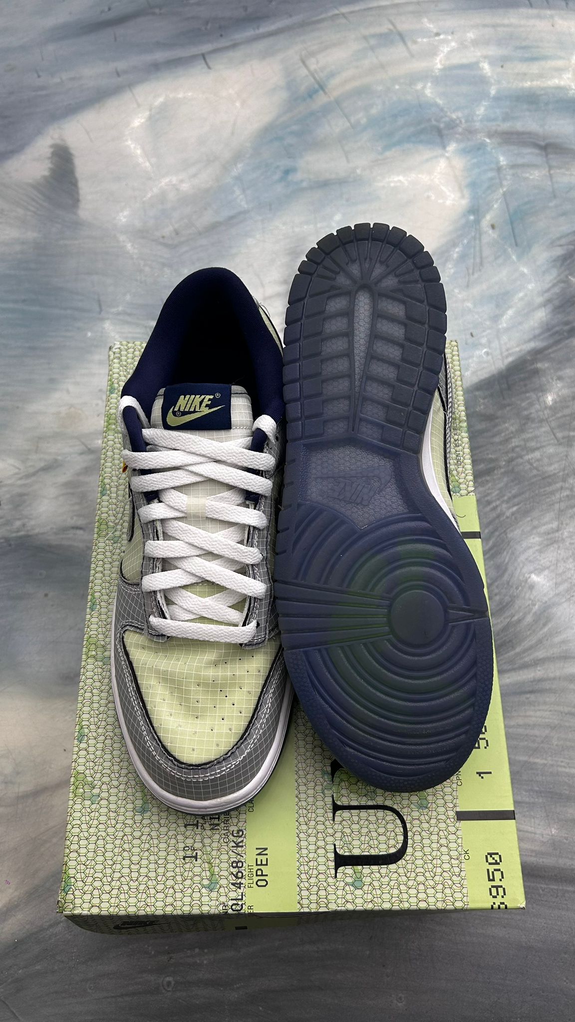 NIKE DUNK LOW UNION PASSPORT PACK PISTACHIO PRE OWNED SIZE 8