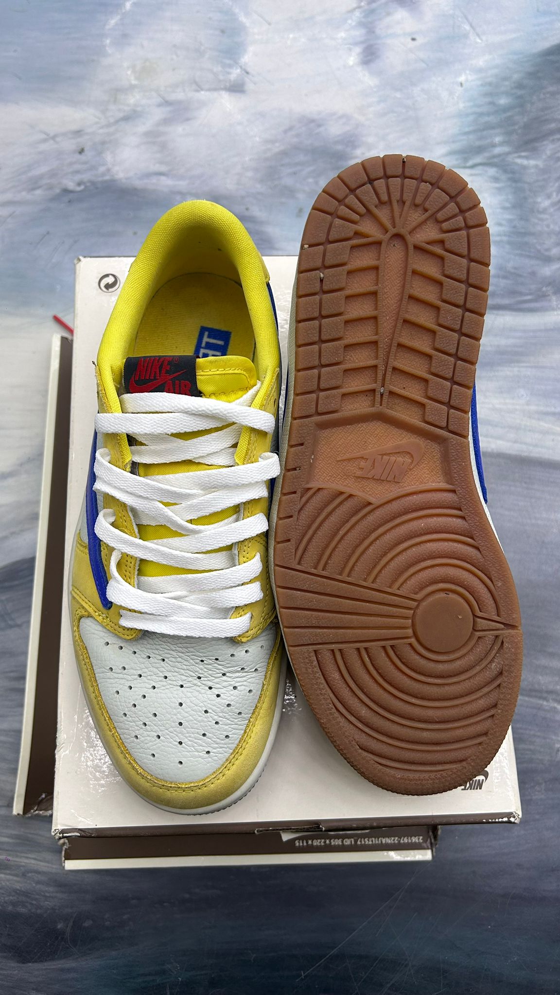 JORDAN 1 RETRO LOW OG SP TRAVIS SCOTT CANARY PRE OWNED SIZE 9.5w