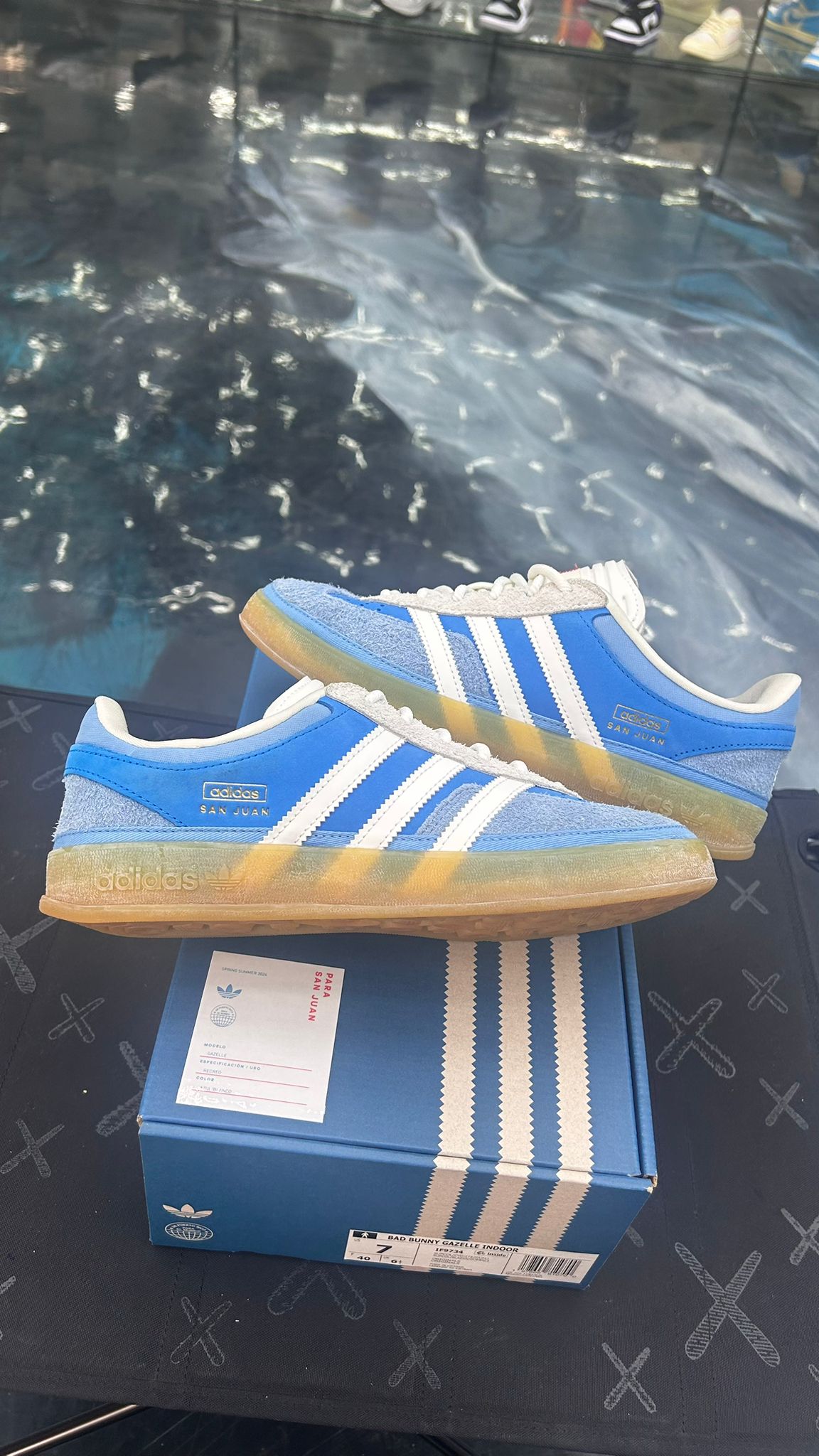 ADIDAS GAZELLE INDOOR BAD BUNNY SAN JUAN PRE OWNED SIZE 7