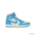 JORDAN 1 RETRO HIGH OG UNC REIMAGINED sneaker, light blue and white leather, high-top design, white laces.