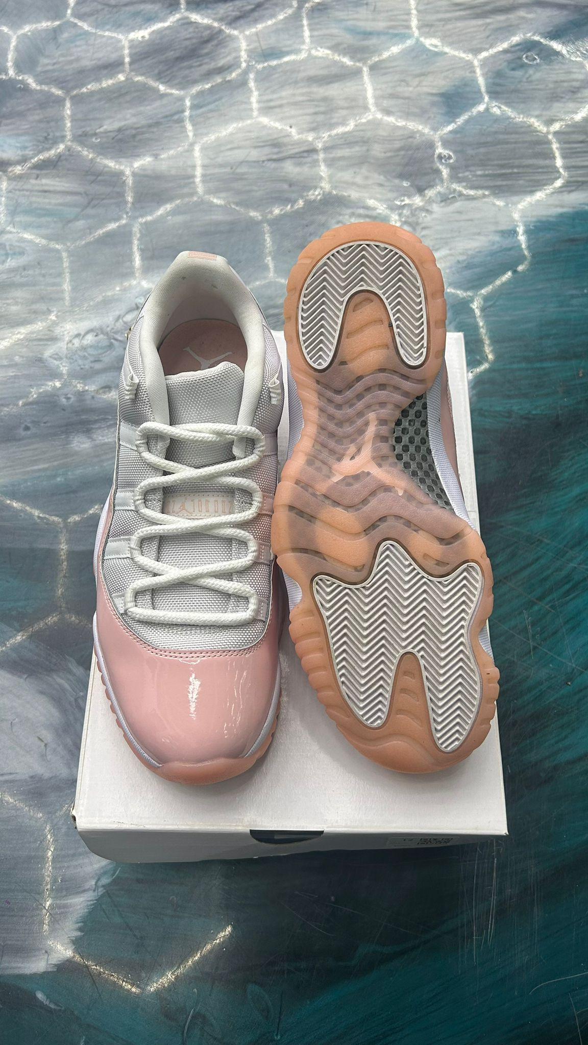 JORDAN 11 Retro Low Legend Pink (W) size 10.5M, white upper with glossy pink patent leather.