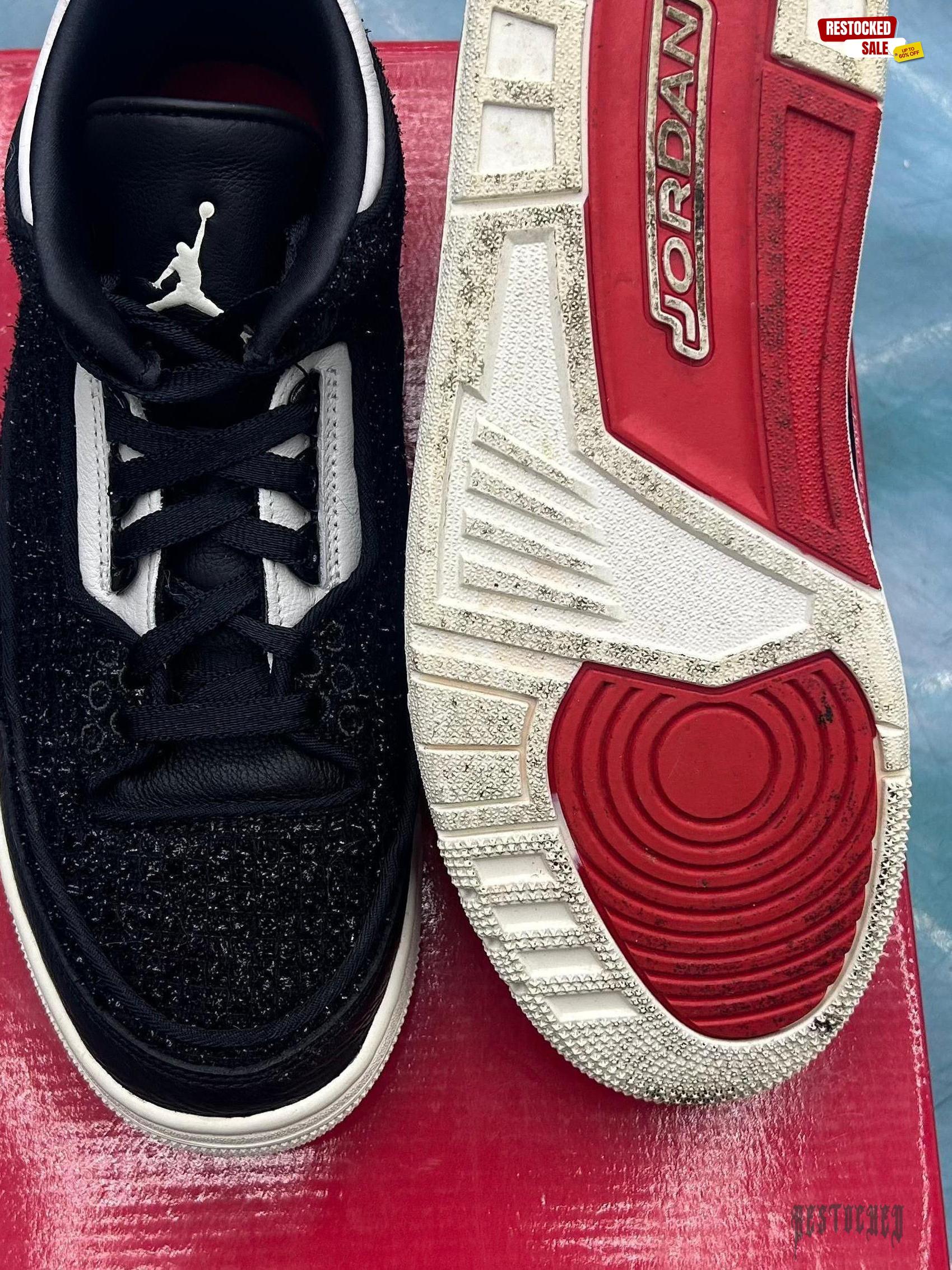 Pre-owned JORDAN 3 RETRO AWOK VOUGE BLACK (WOMENS) sneaker, black textured upper, white midsole, red outsole.