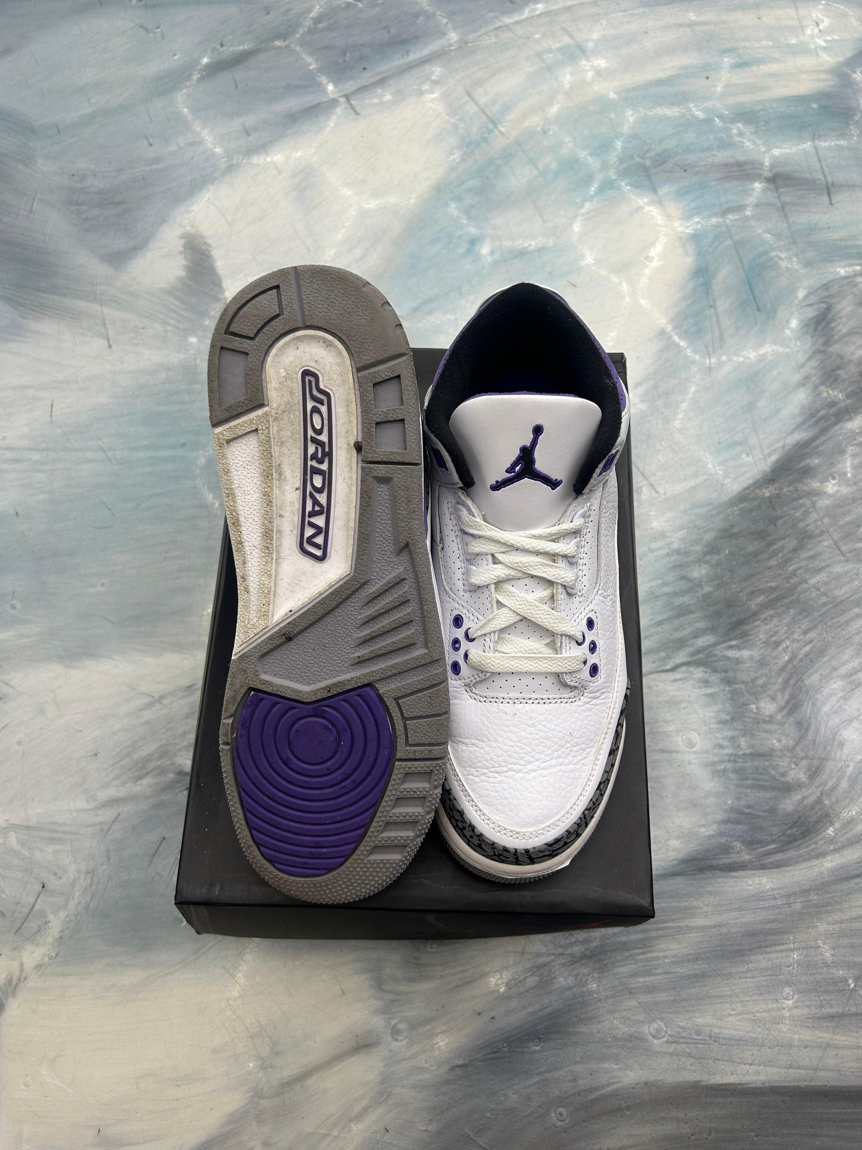 Pre-owned JORDAN 3 RETRO DARK IRIS (GS) SIZE 7Y, white leather with purple accents and grey sole.
