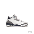 JORDAN 3 RETRO MIDNIGHT NAVY sneaker, white leather upper with grey elephant print and navy accents.