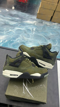 Pre-owned Jordan 4 Retro Craft Medium Olive sneakers, size 8, with black accents and white soles.