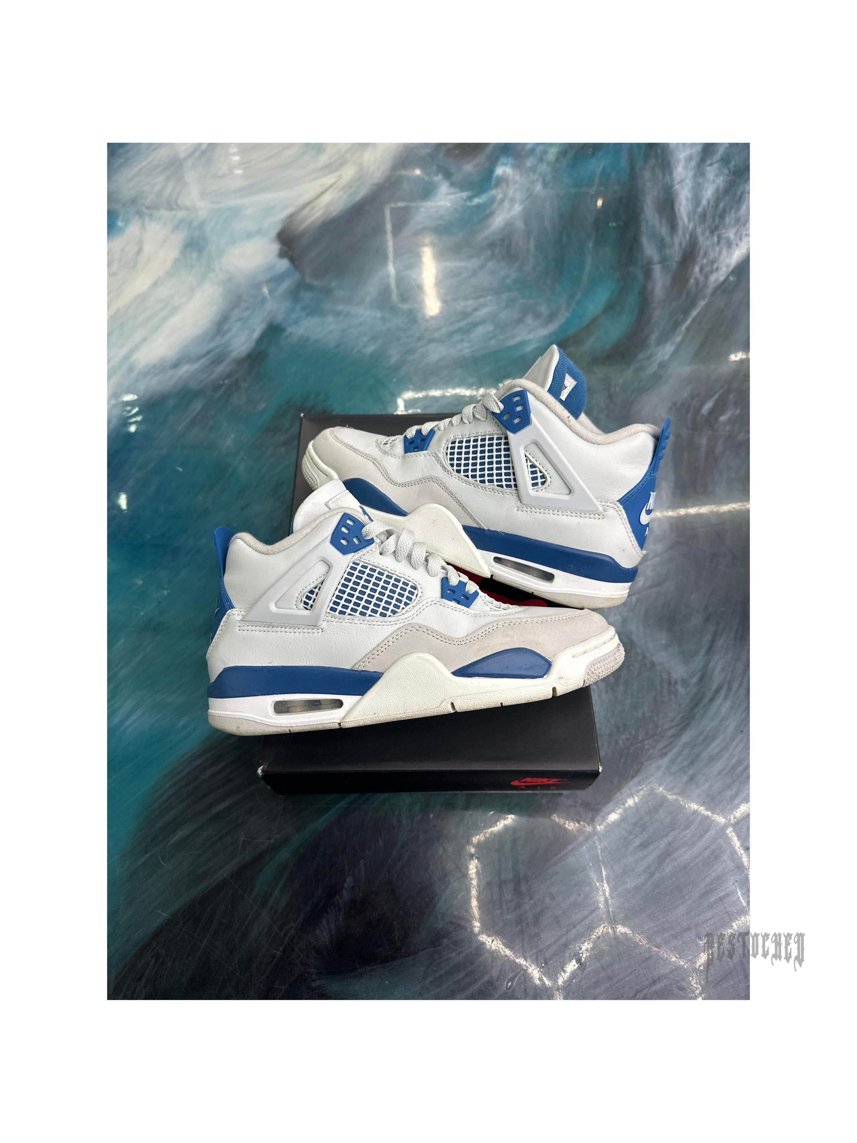 Pre-owned Jordan 4 Retro Military Blue sneakers, size 6.5Y, white leather with blue accents and gray details.
