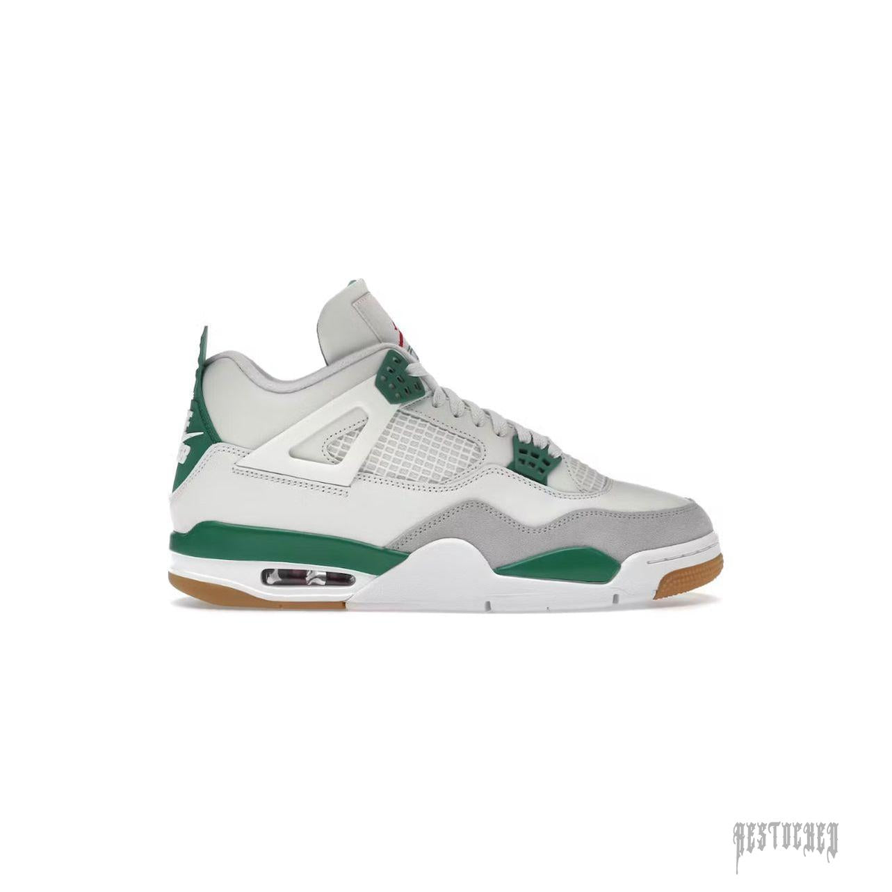 JORDAN 4 RETRO SB PINE GREEN sneaker, white leather, green accents, grey suede, and gum sole.