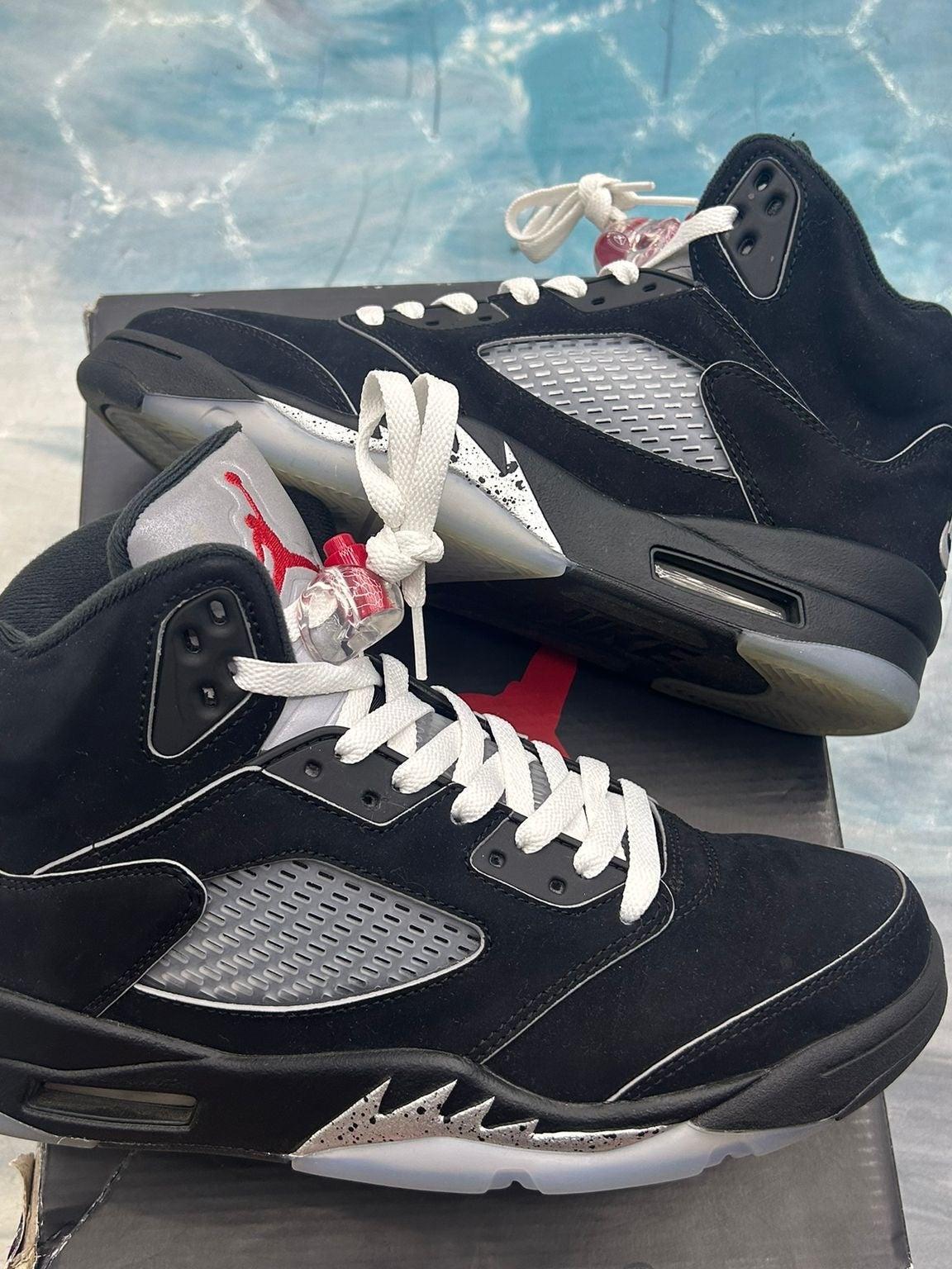 Pre-owned Jordan 5 Retro Metallic Black Reimagined, size 8.5, black suede with silver mesh and red accents.