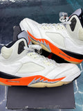 Pre-owned JORDAN 5 RETRO Shattered Backboard sneakers, white leather with orange and black accents, size 8.