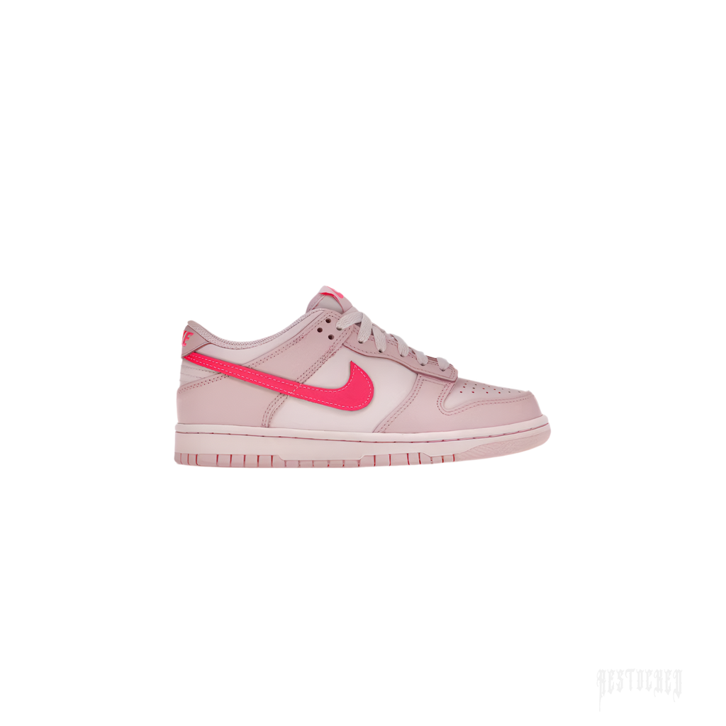 NIKE DUNK LOW TRIPLE PINK (GS) sneaker, light pink leather with bright pink Swoosh.