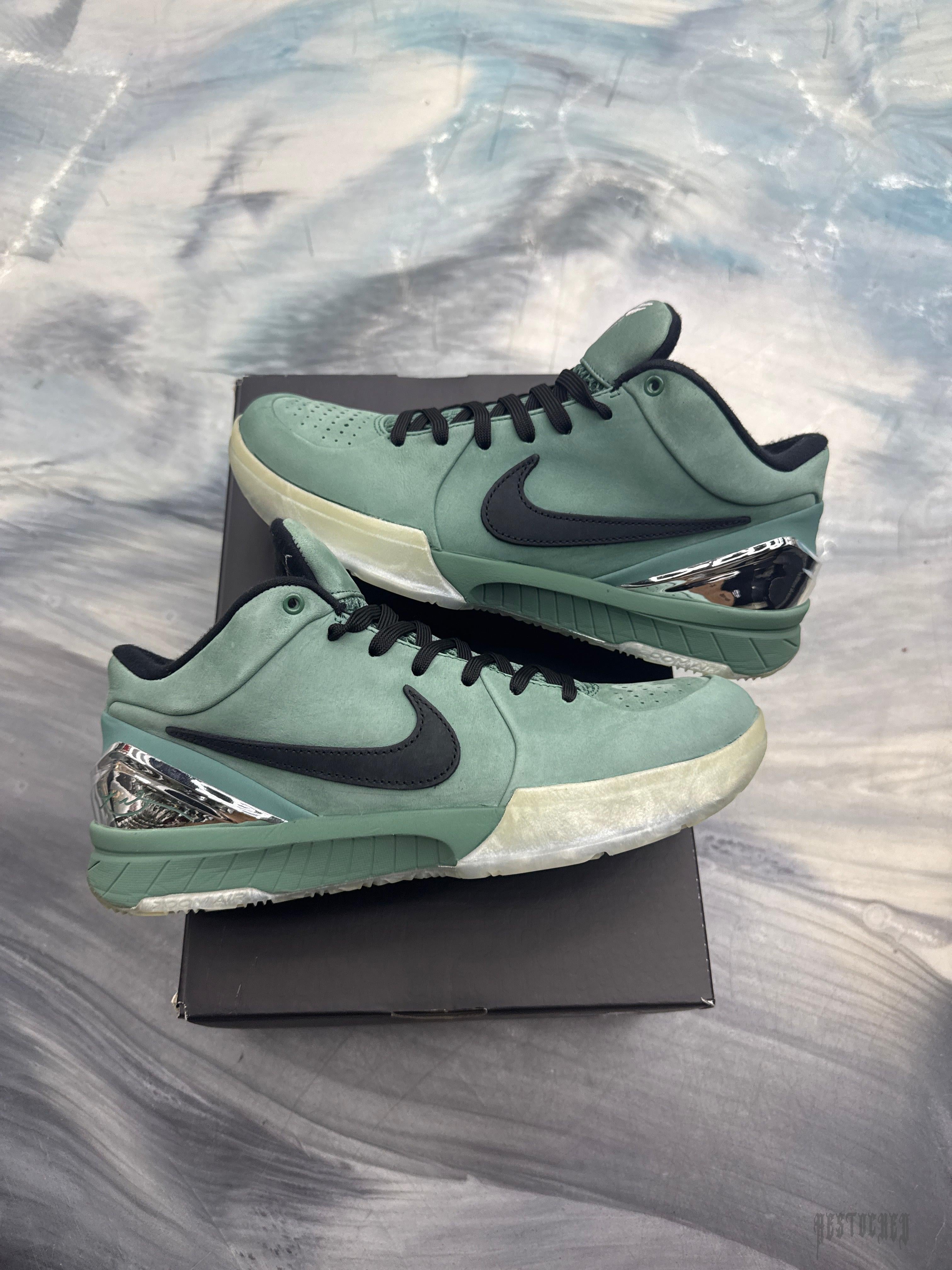 Pre-owned NIKE KOBE 4 PROTO GIRL DAD sneakers, size 8, in teal green with black swoosh and metallic silver heel.