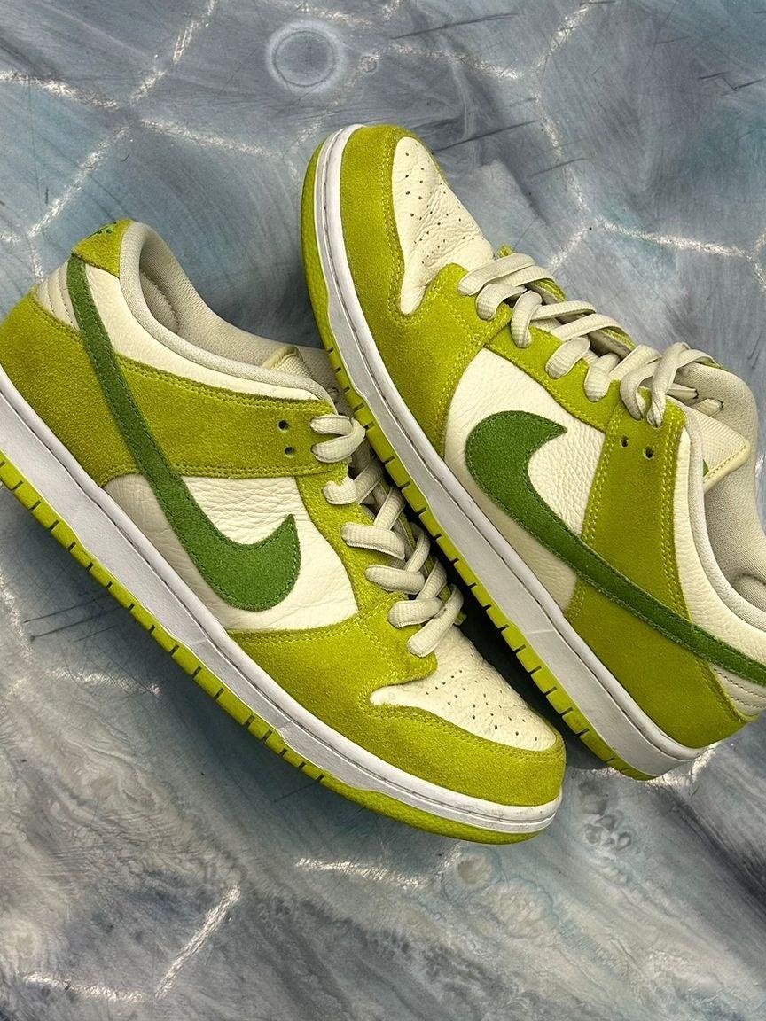 Pre-owned Nike SB Dunk Low Green Apple sneakers, size 10.5, with green suede and off-white leather.