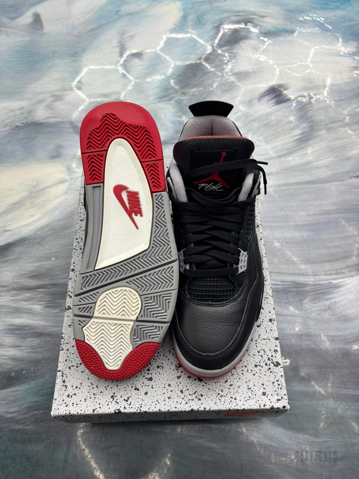 JORDAN 4 RETRO BRED REIMAGINED PRE OWNED SIZE 11