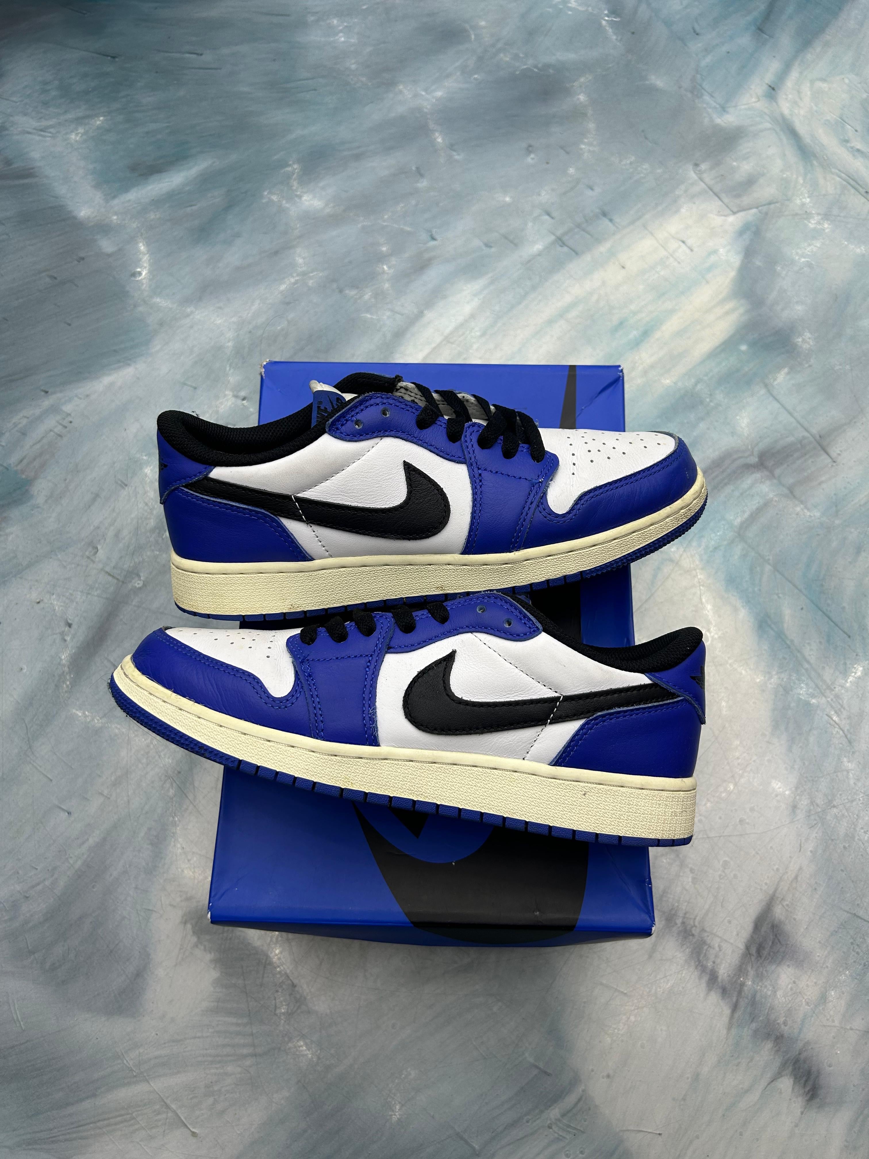 JORDAN 1 RETRO LOW OG GAME ROYAL (GS) PRE OWNED SIZE 7Y